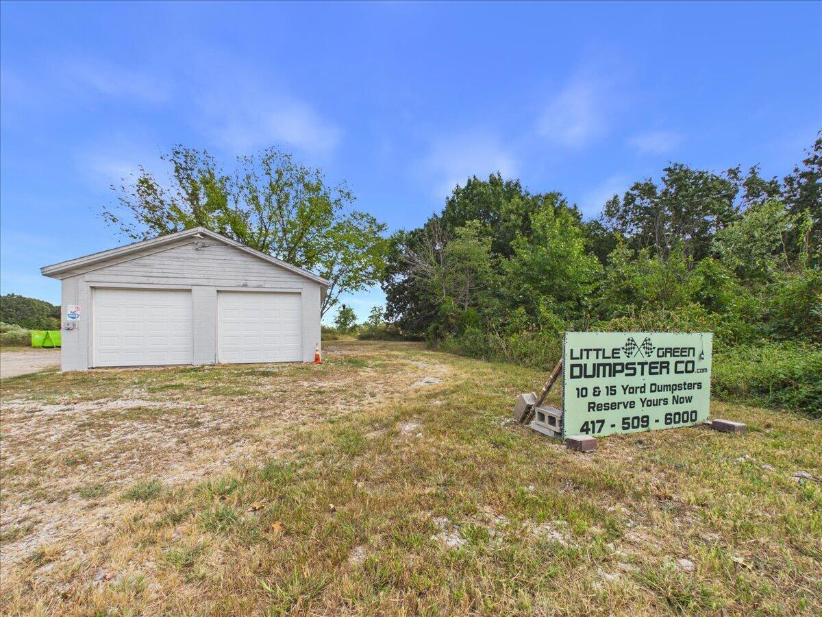 10012 North Richland Road Property Photo 15
