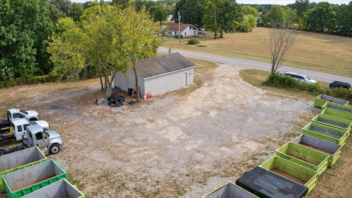 10012 North Richland Road Property Photo 17