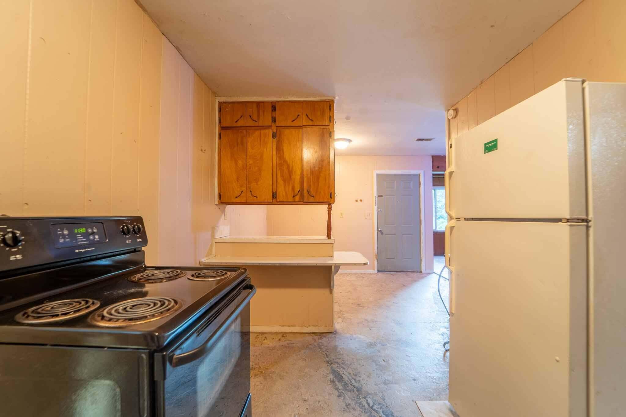 2107 South 18th Avenue Property Photo 10