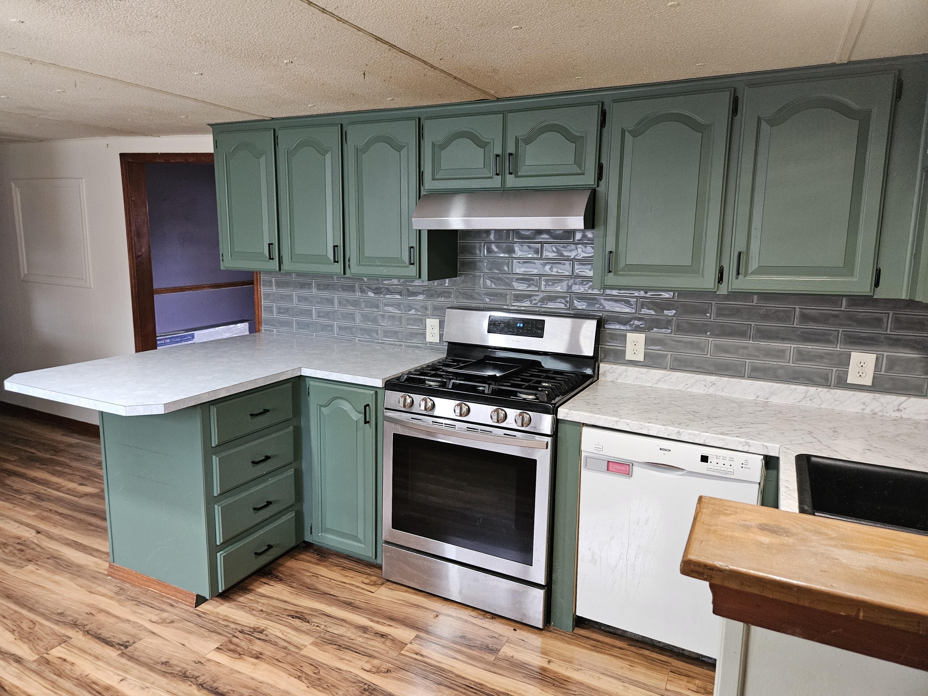292 South Oak Avenue Property Photo 13