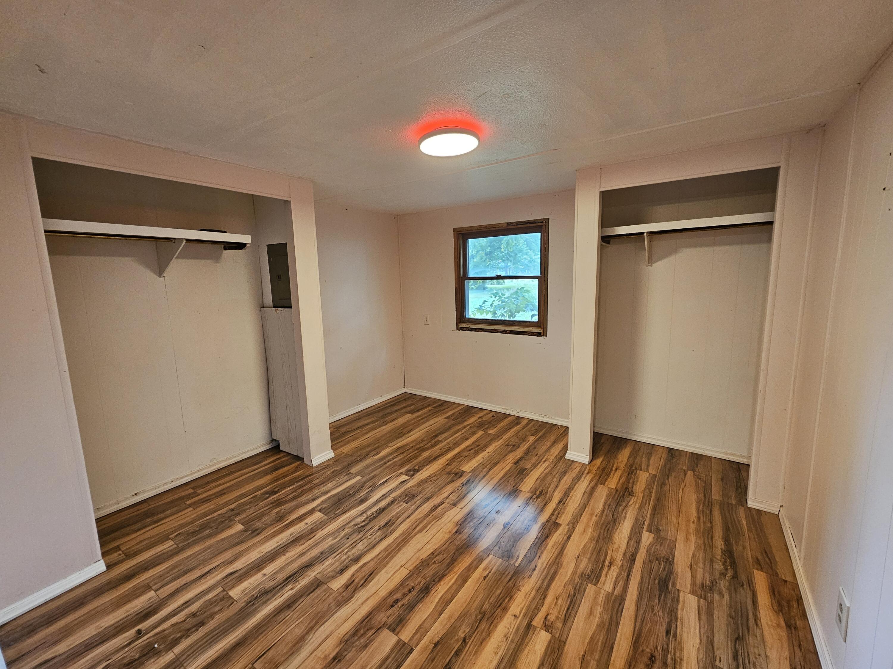 292 South Oak Avenue Property Photo 18