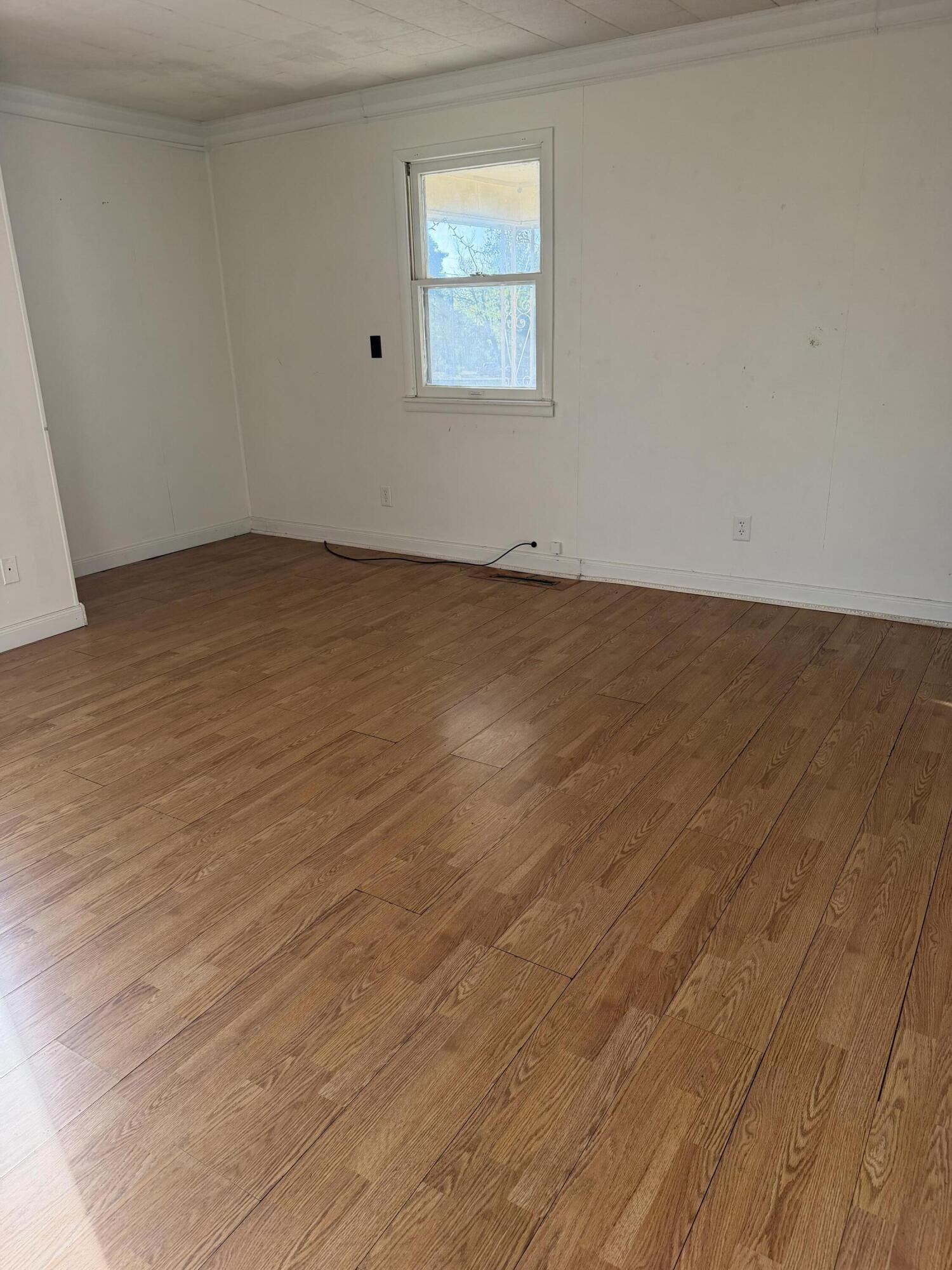 310 East 4th Street Property Photo 12