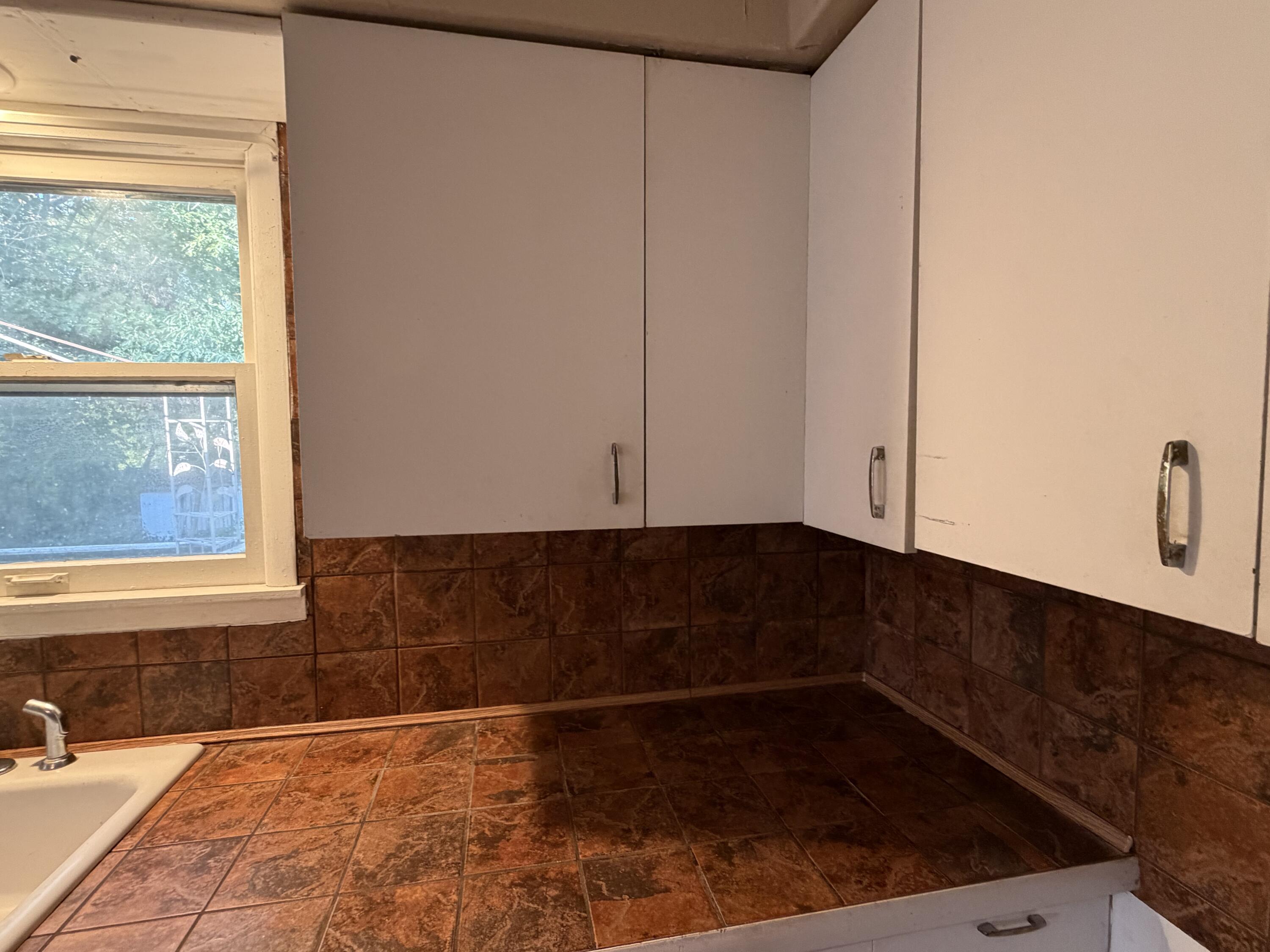 310 East 4th Street Property Photo 18