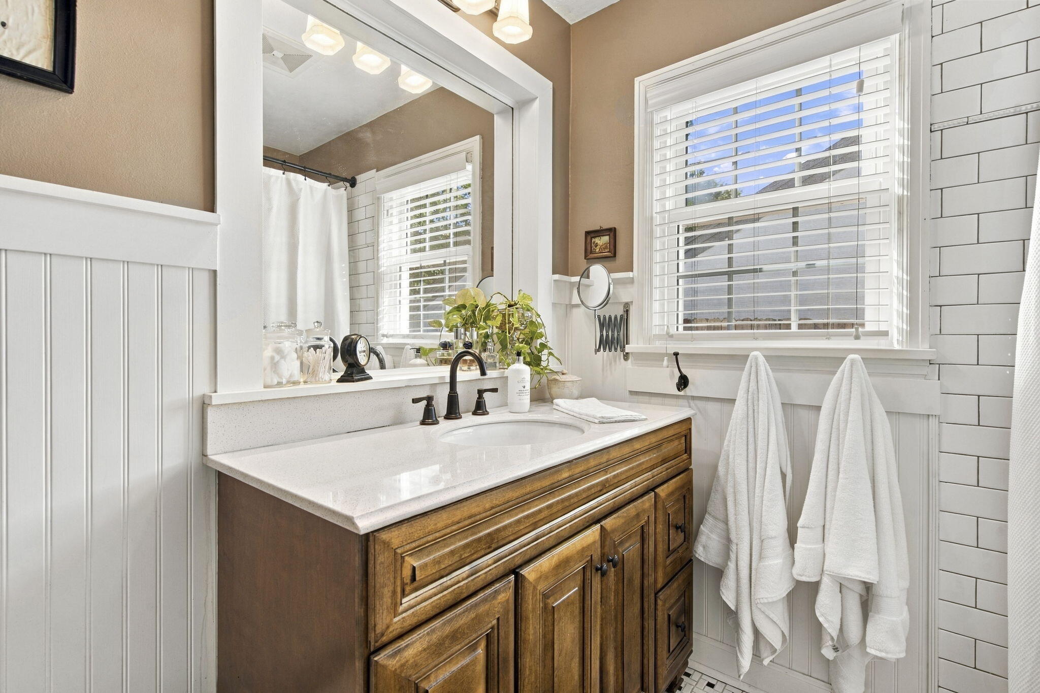 1739 South Kentwood Avenue Property Photo 15