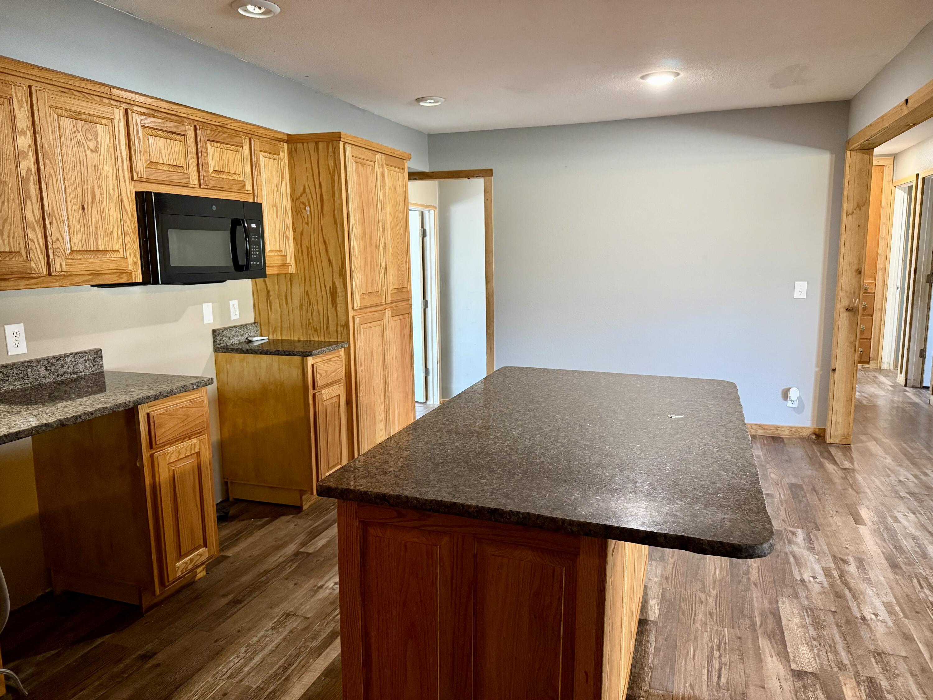 605 State Highway 76 Property Photo 9