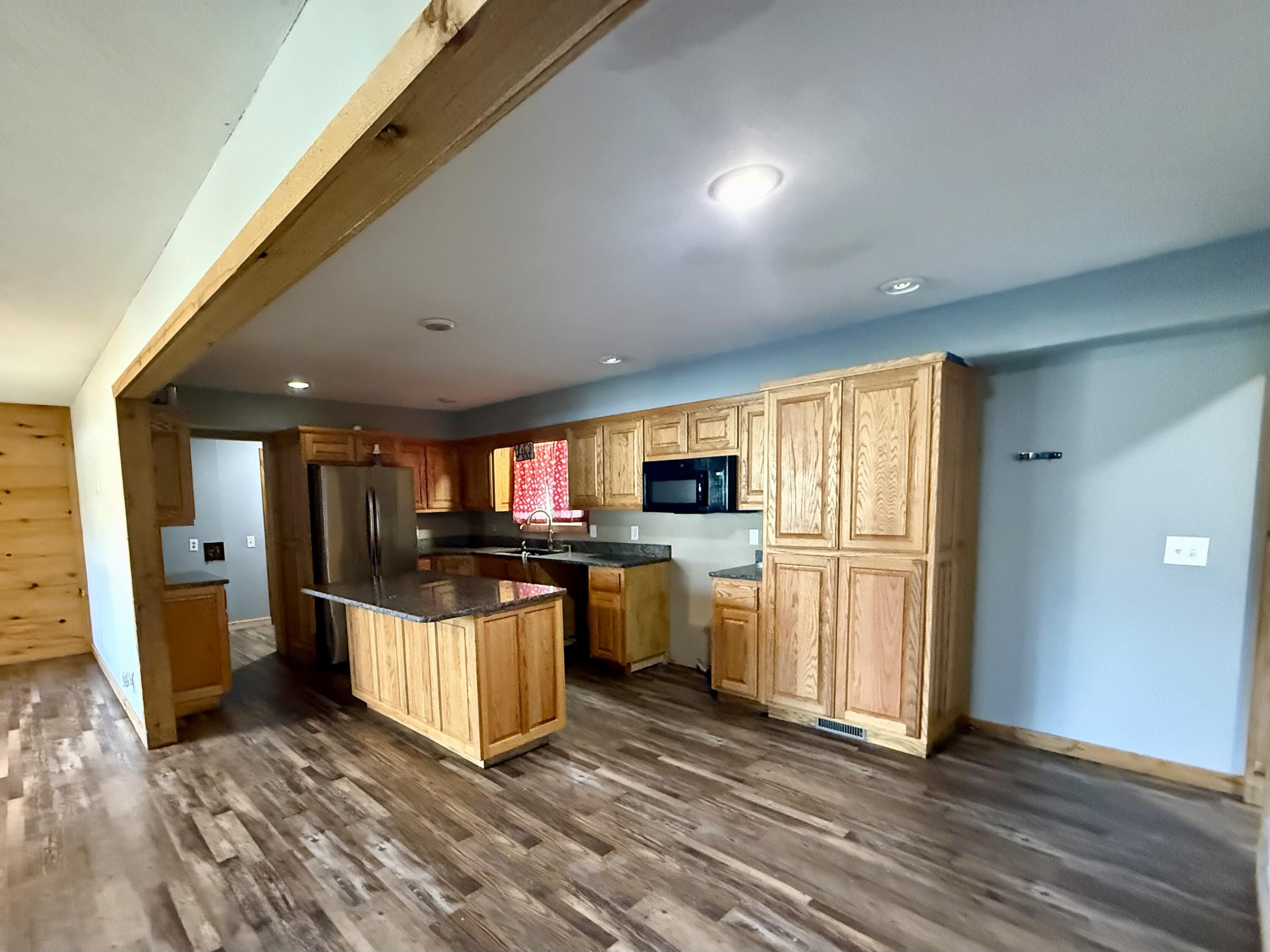 605 State Highway 76 Property Photo 13