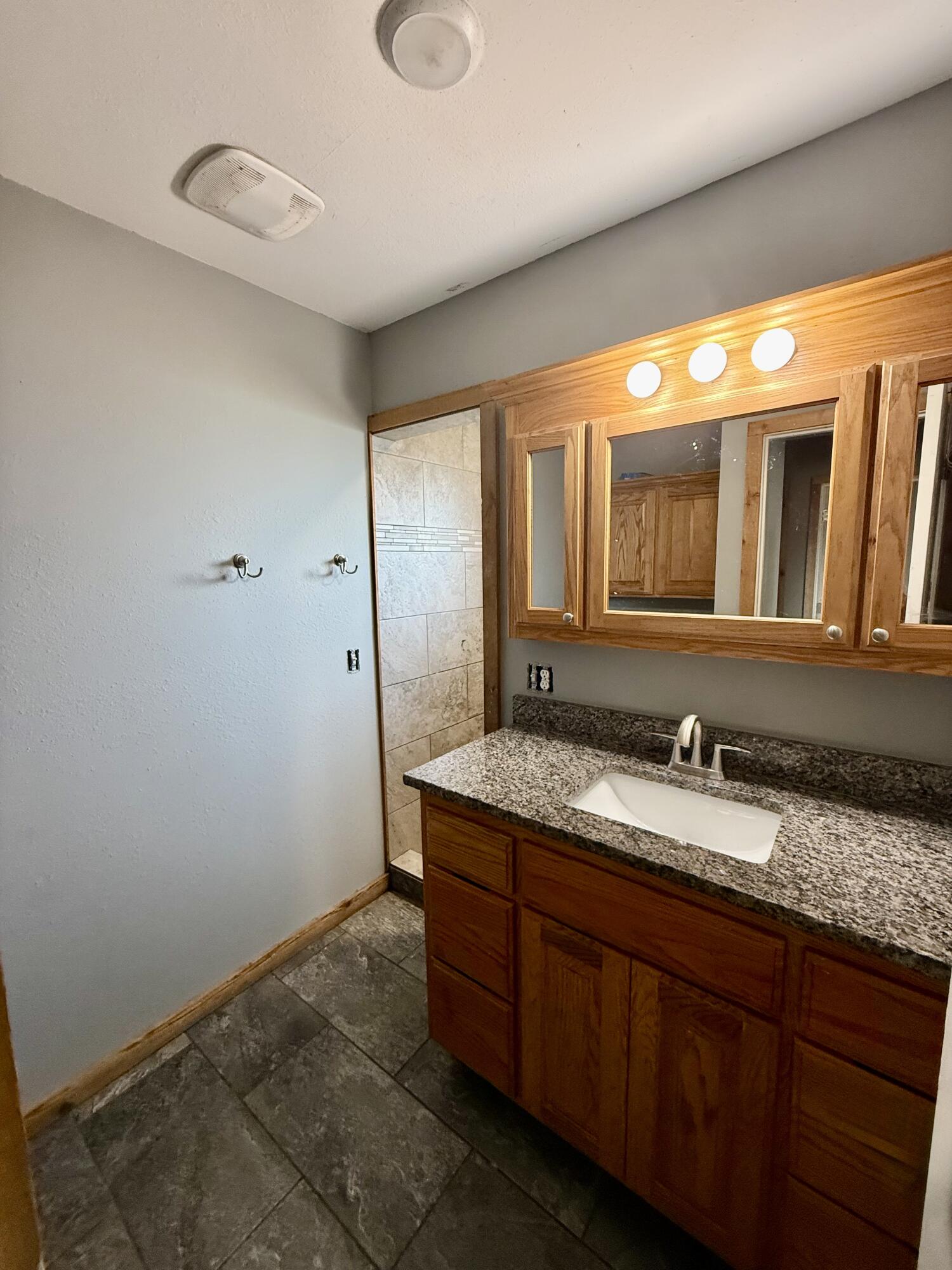 605 State Highway 76 Property Photo 24