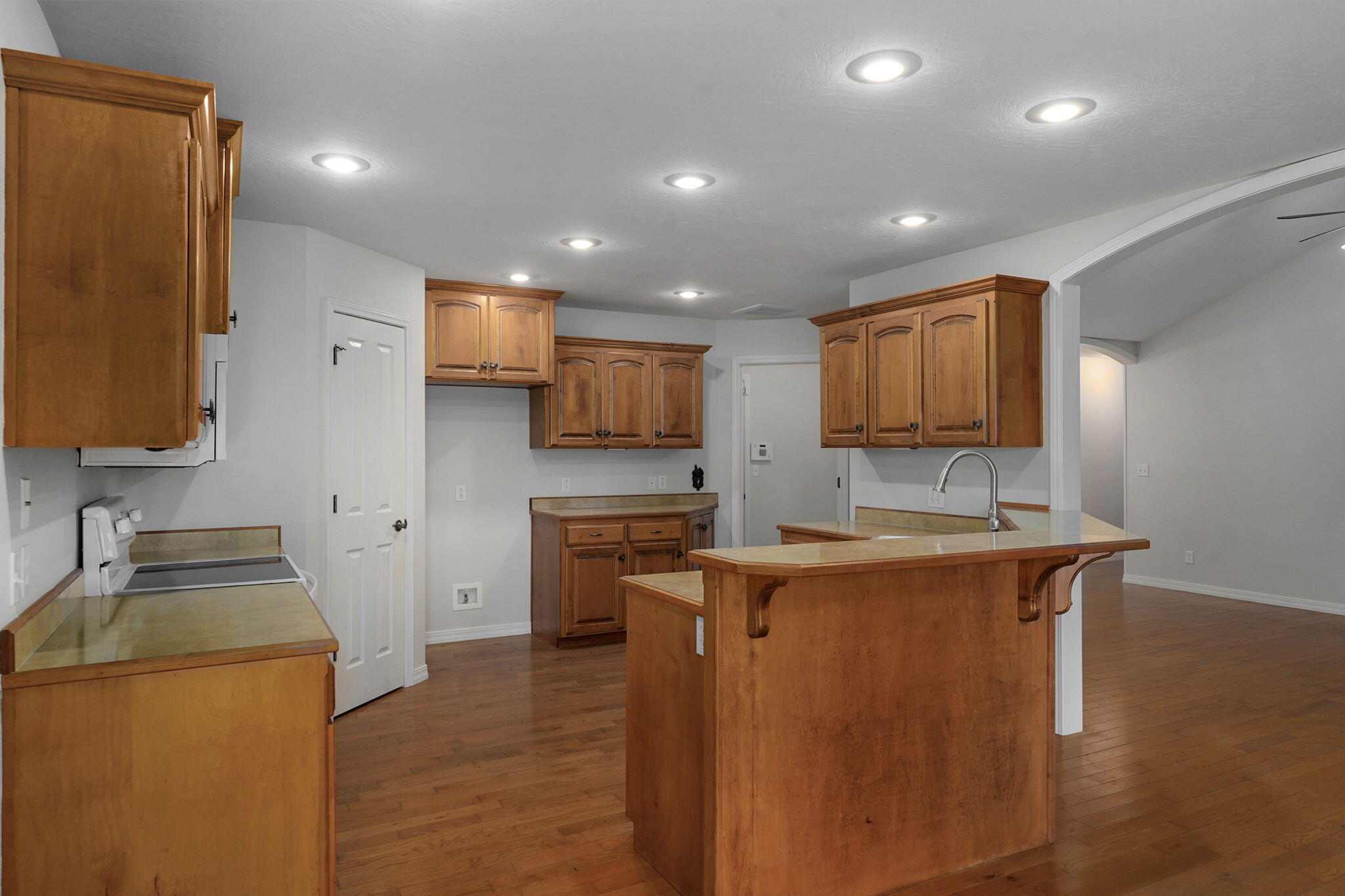 736 North Allison Street Property Photo 13