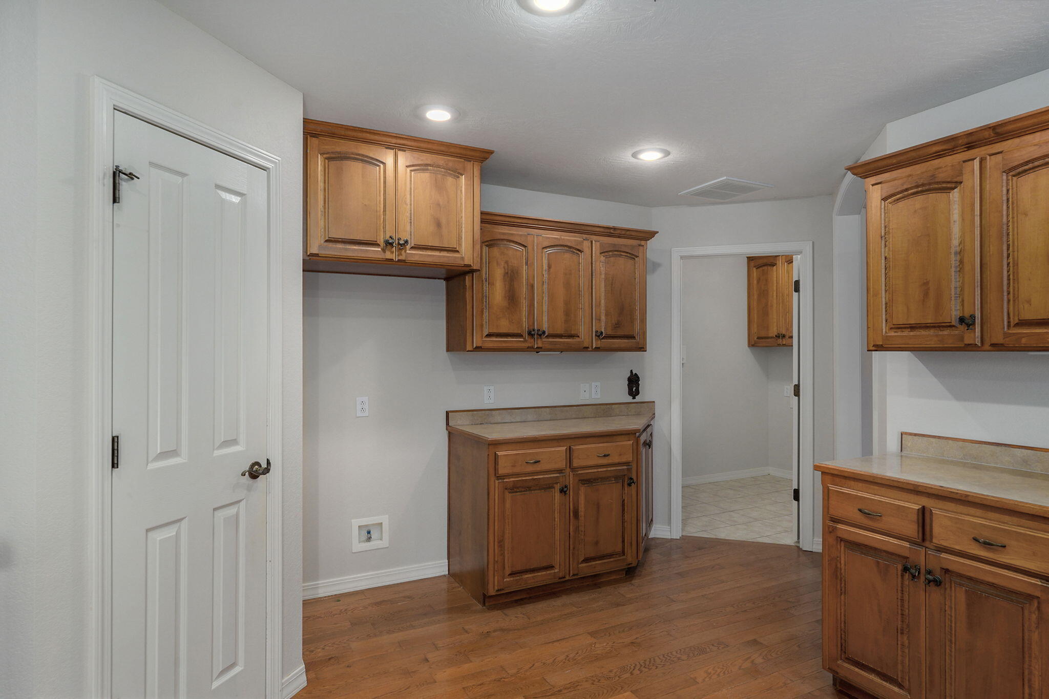736 North Allison Street Property Photo 14