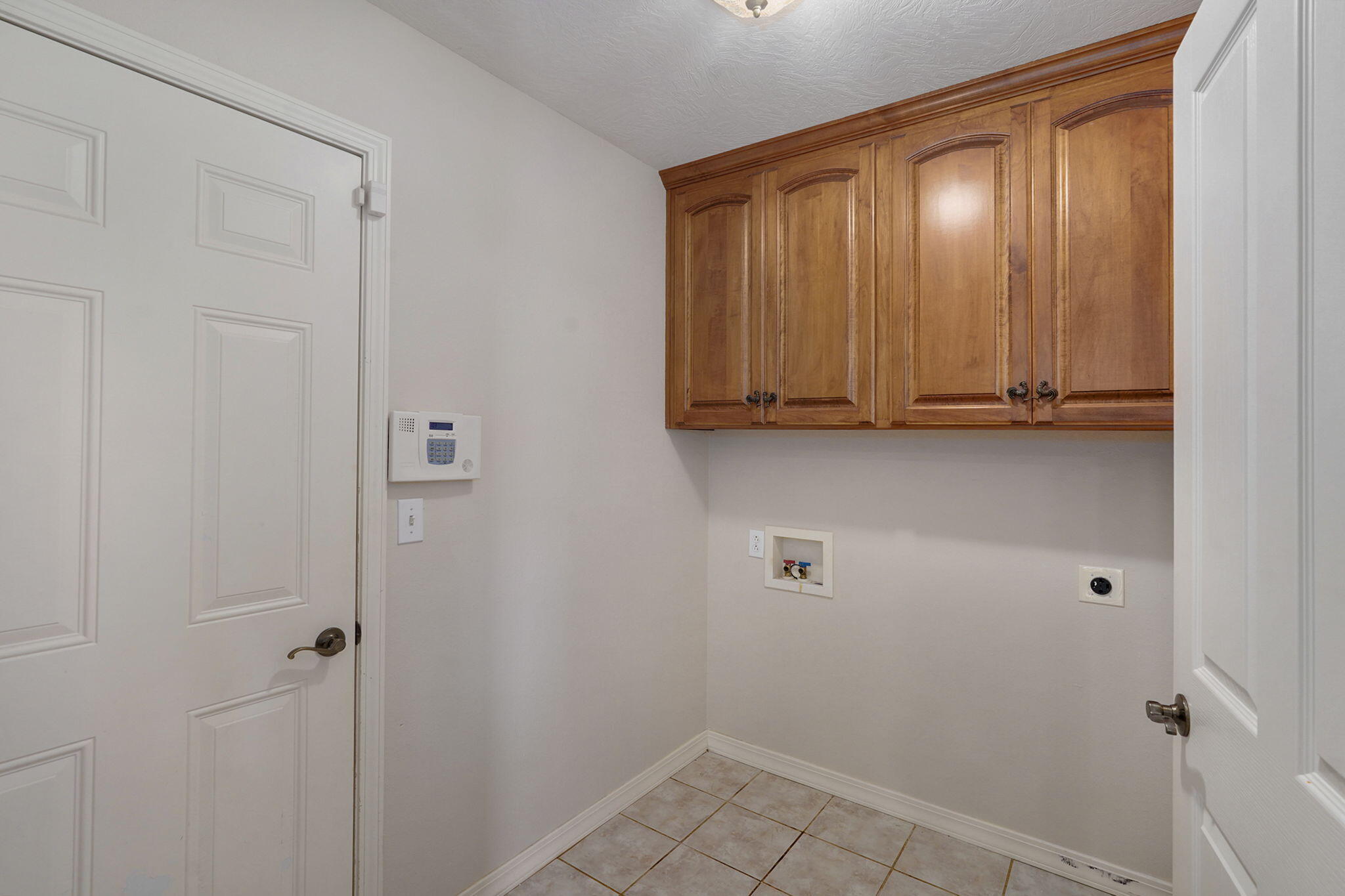736 North Allison Street Property Photo 18