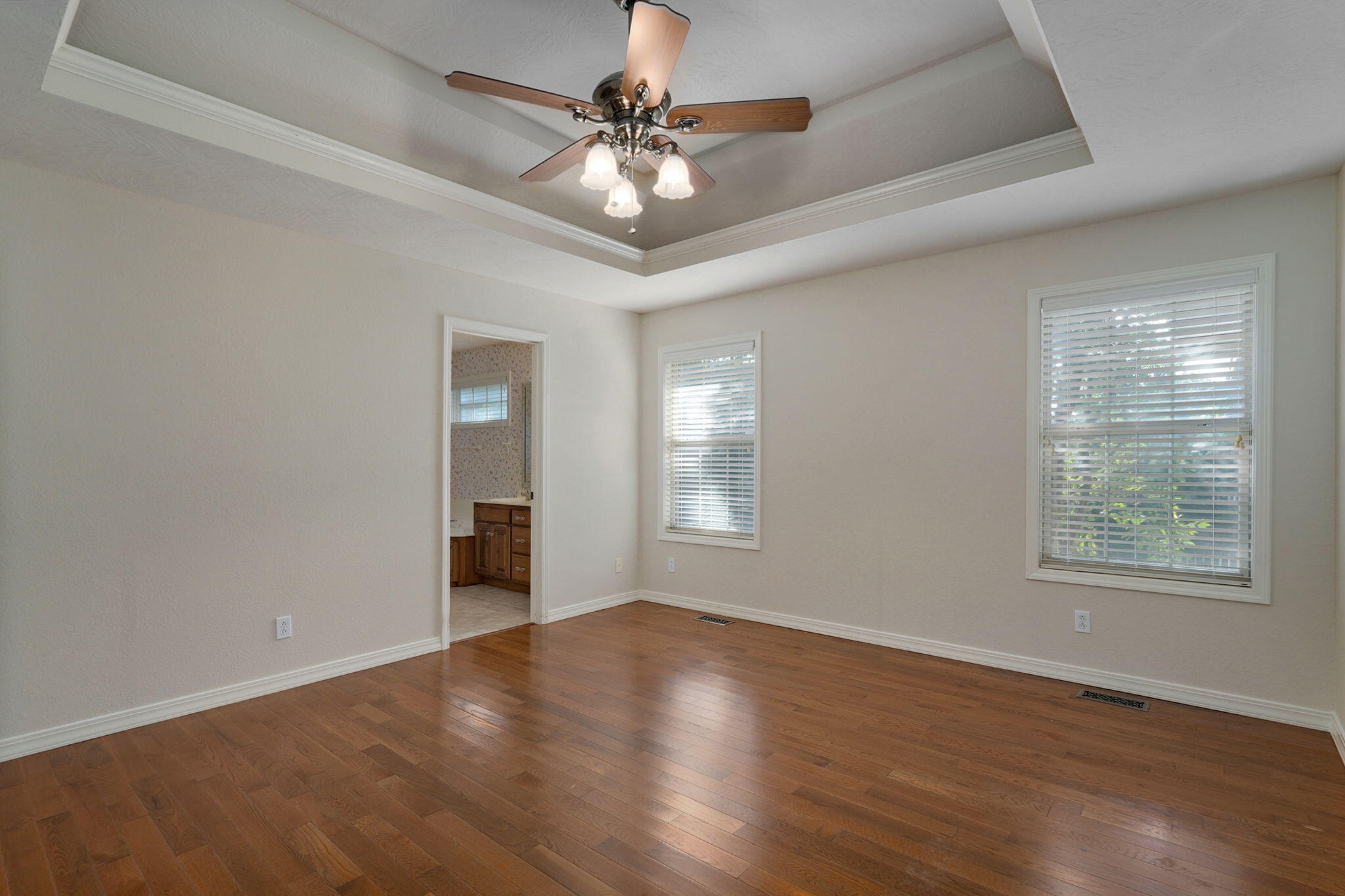 736 North Allison Street Property Photo 20