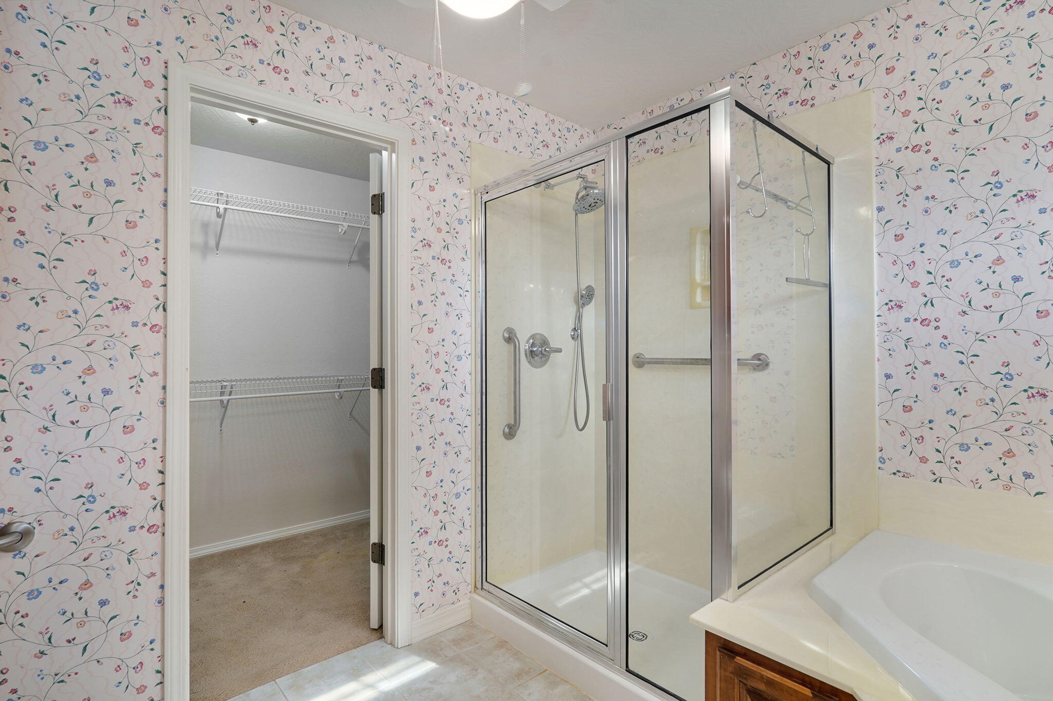 736 North Allison Street Property Photo 22