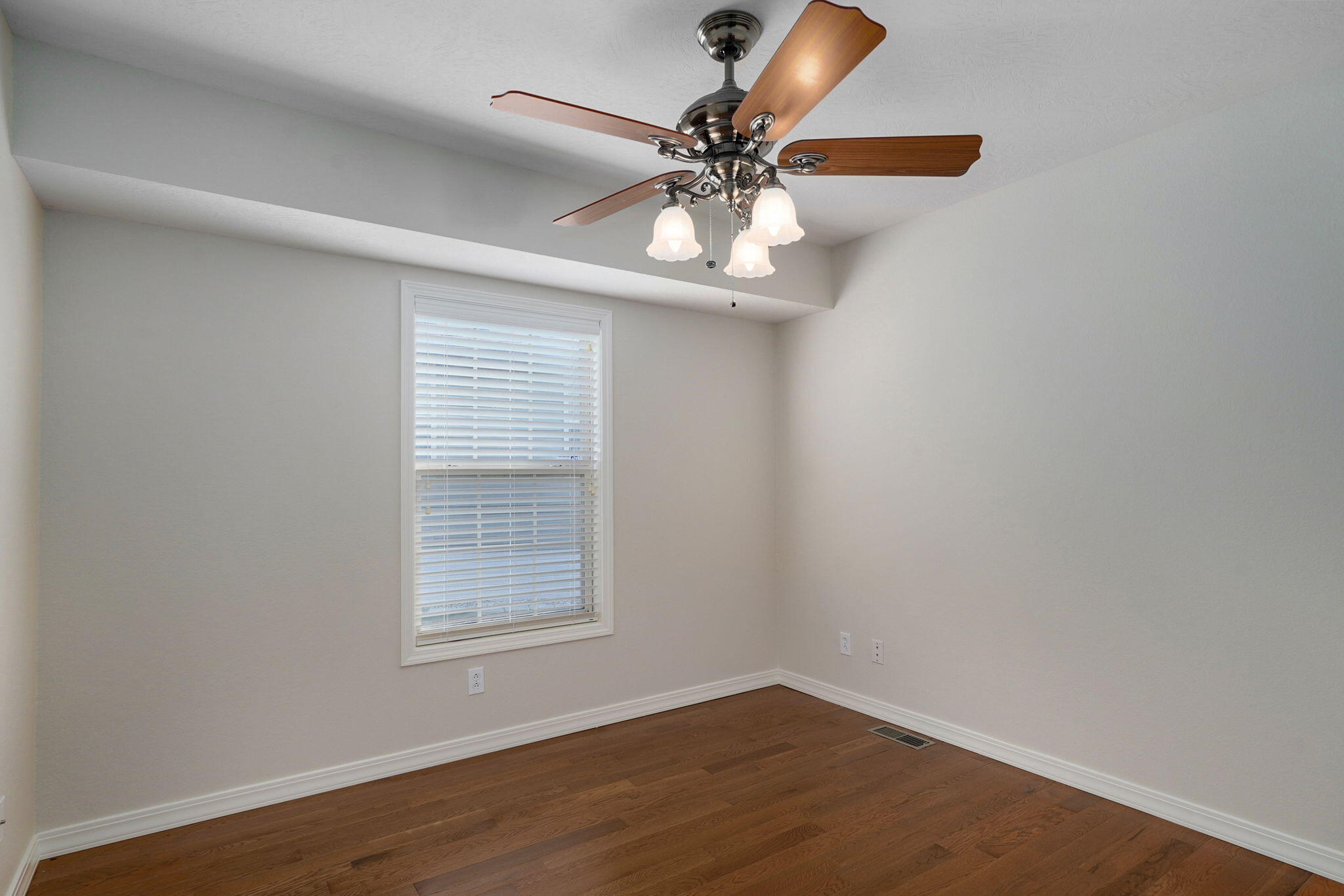 736 North Allison Street Property Photo 27