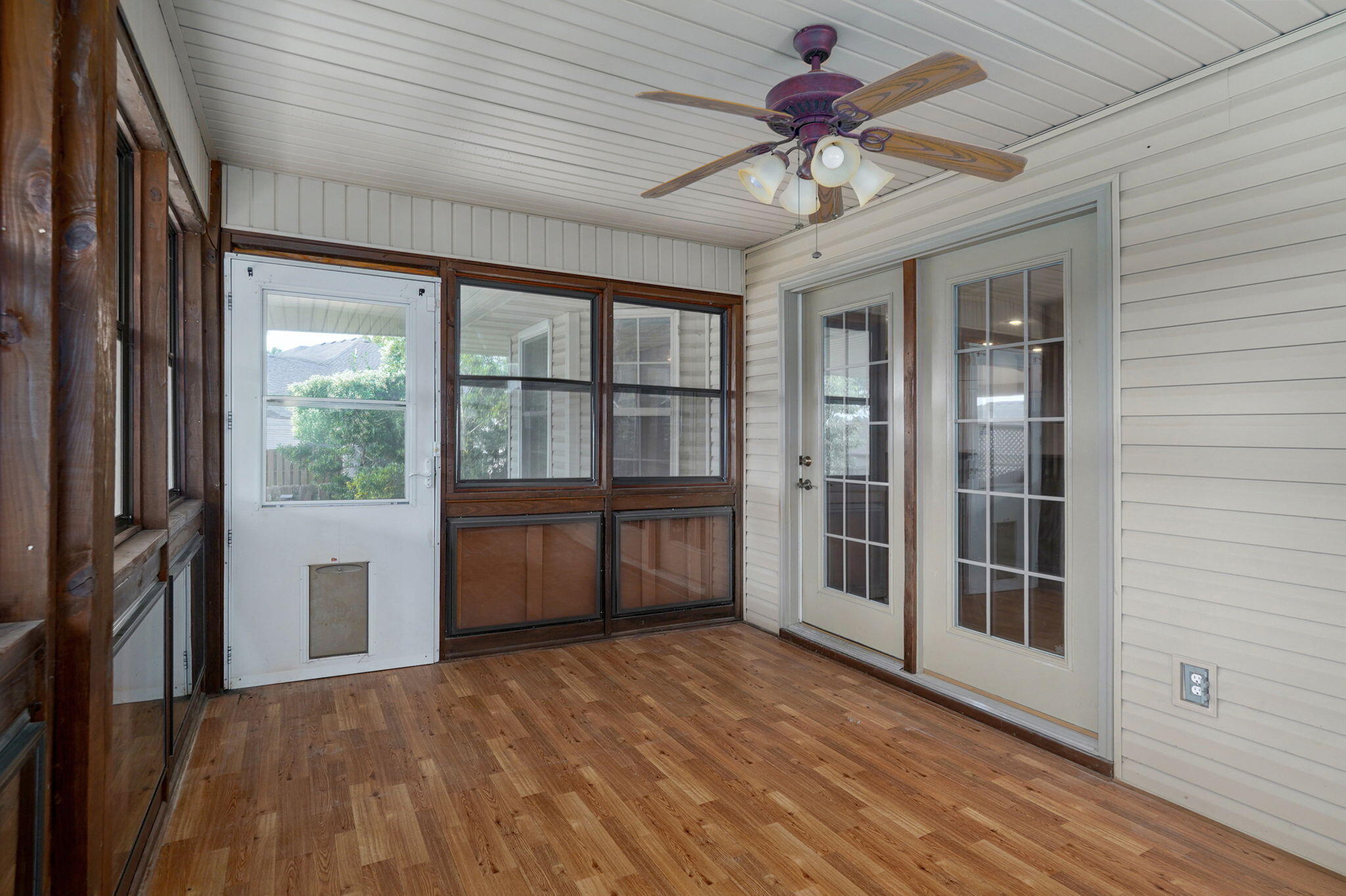 736 North Allison Street Property Photo 30