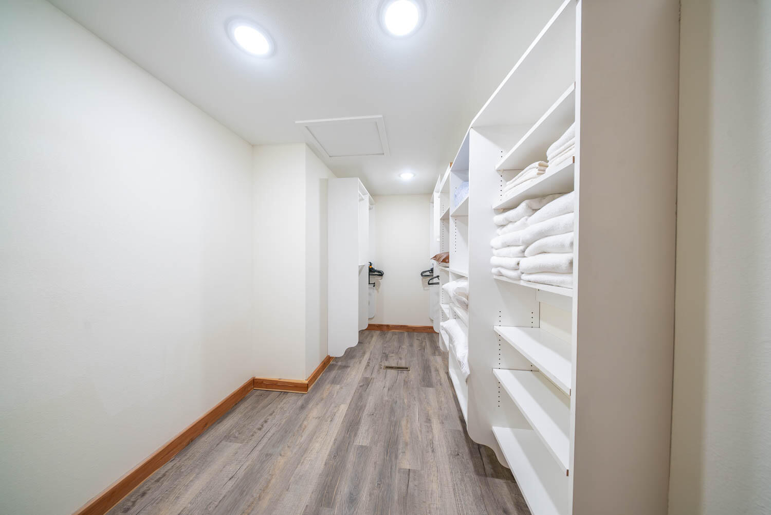 168 Riverview Drive Property Photo 8