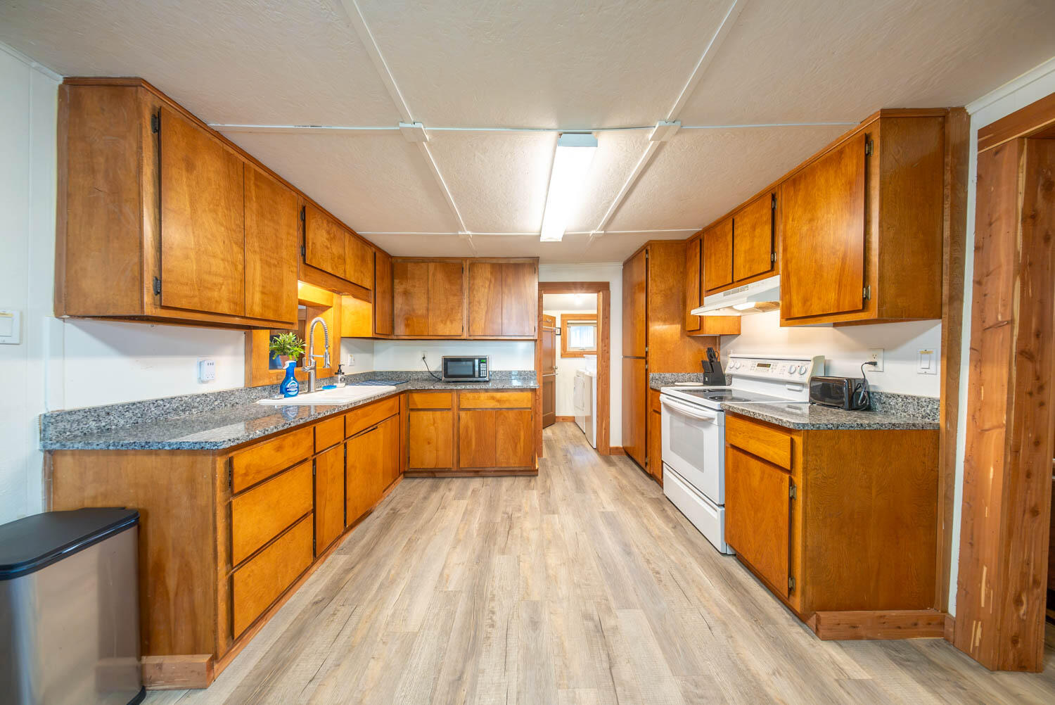 168 Riverview Drive Property Photo 15