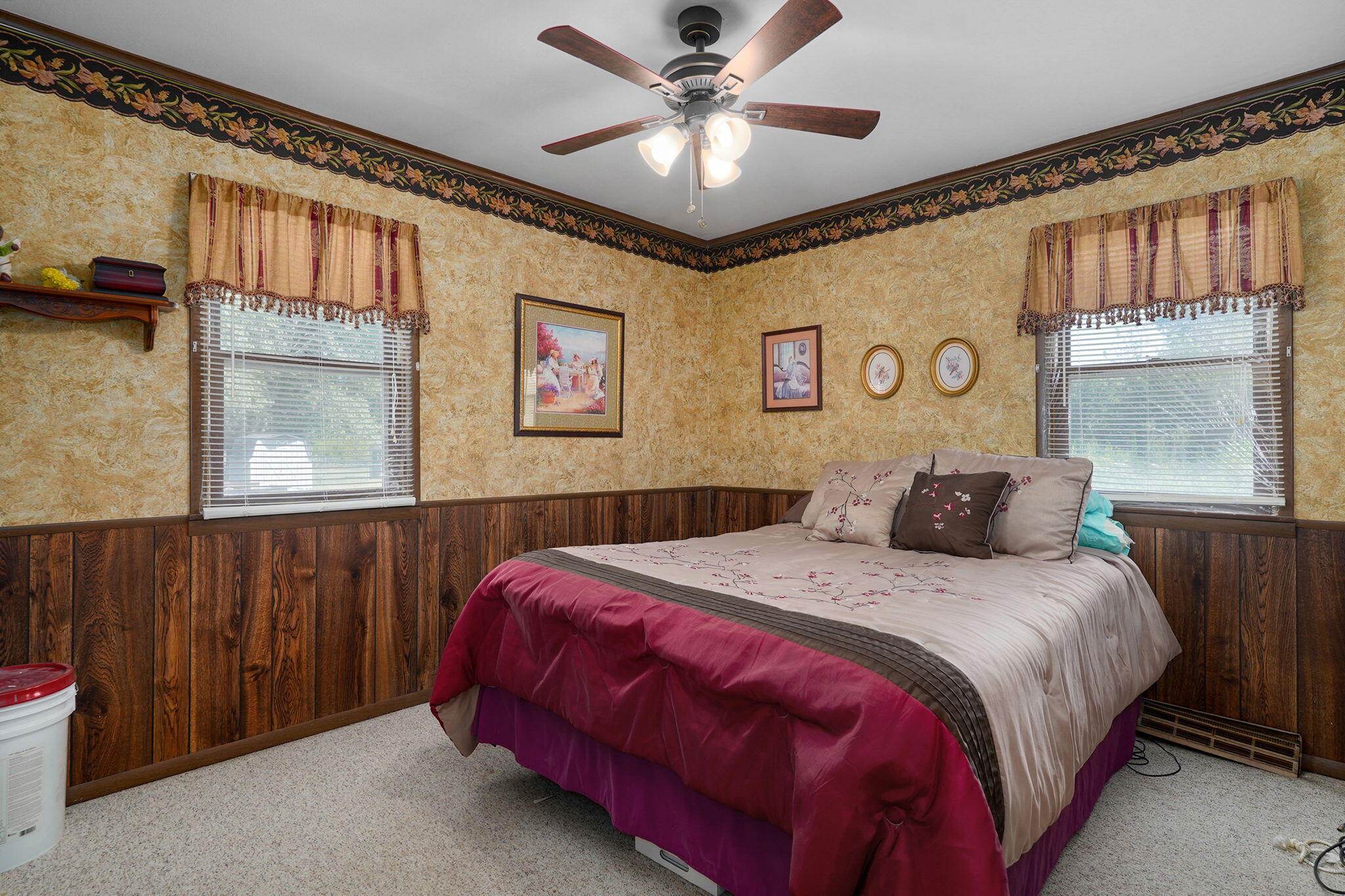 1344 Woodlawn Avenue Property Photo 17