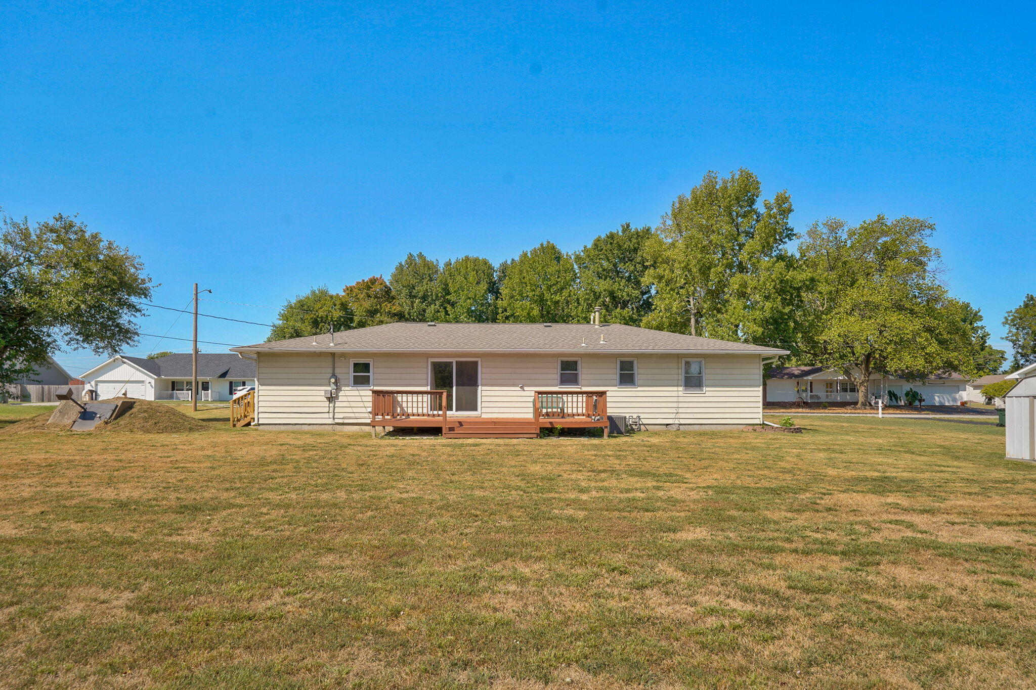 1344 Woodlawn Avenue Property Photo 29