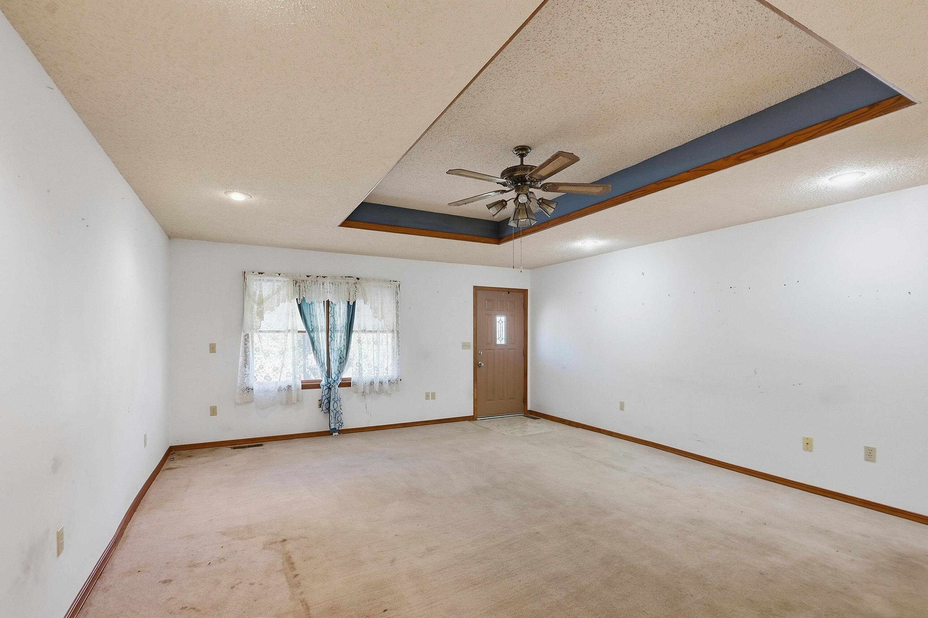 1200 Clinton Street Property Photo 4