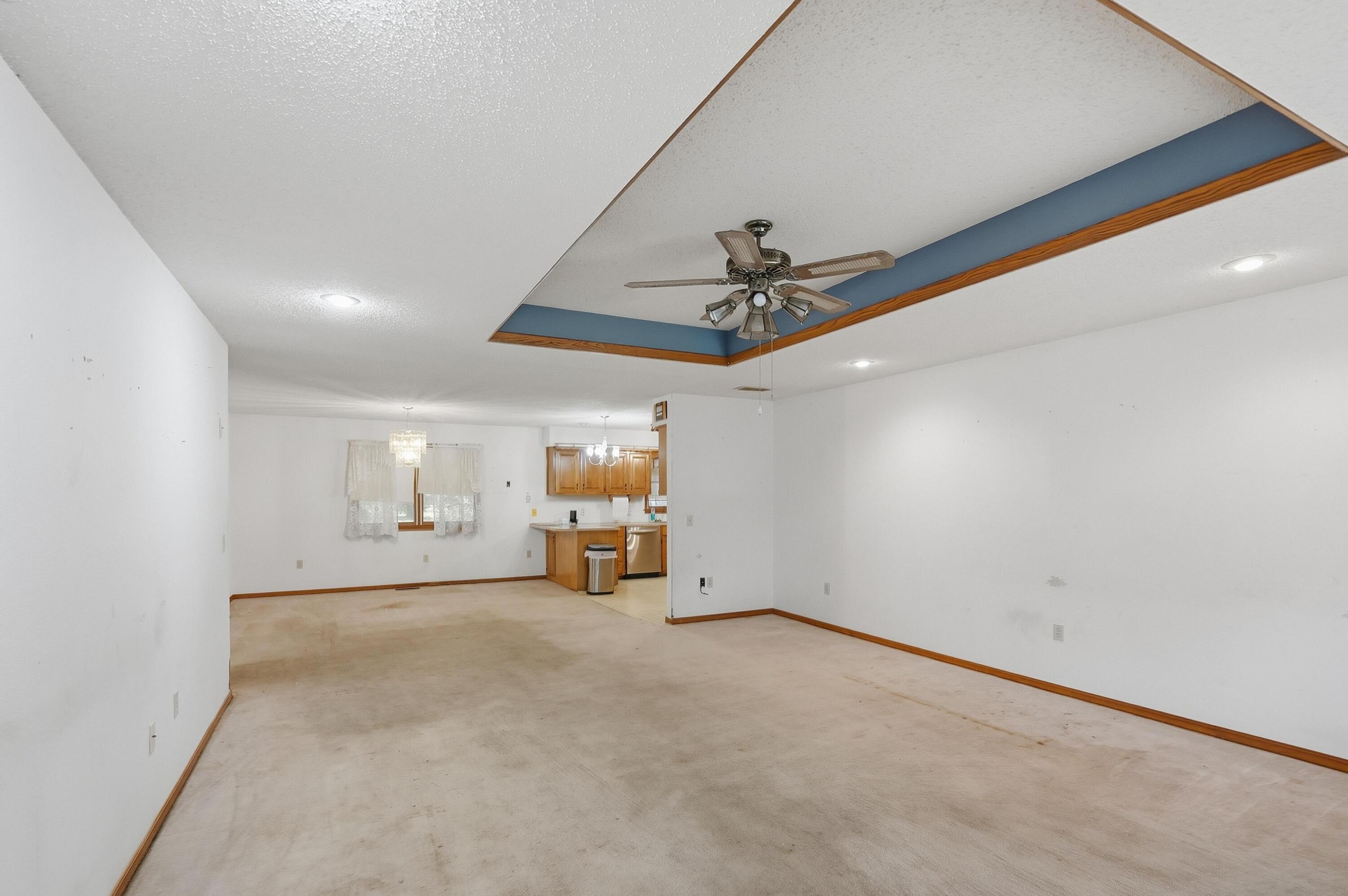 1200 Clinton Street Property Photo 6