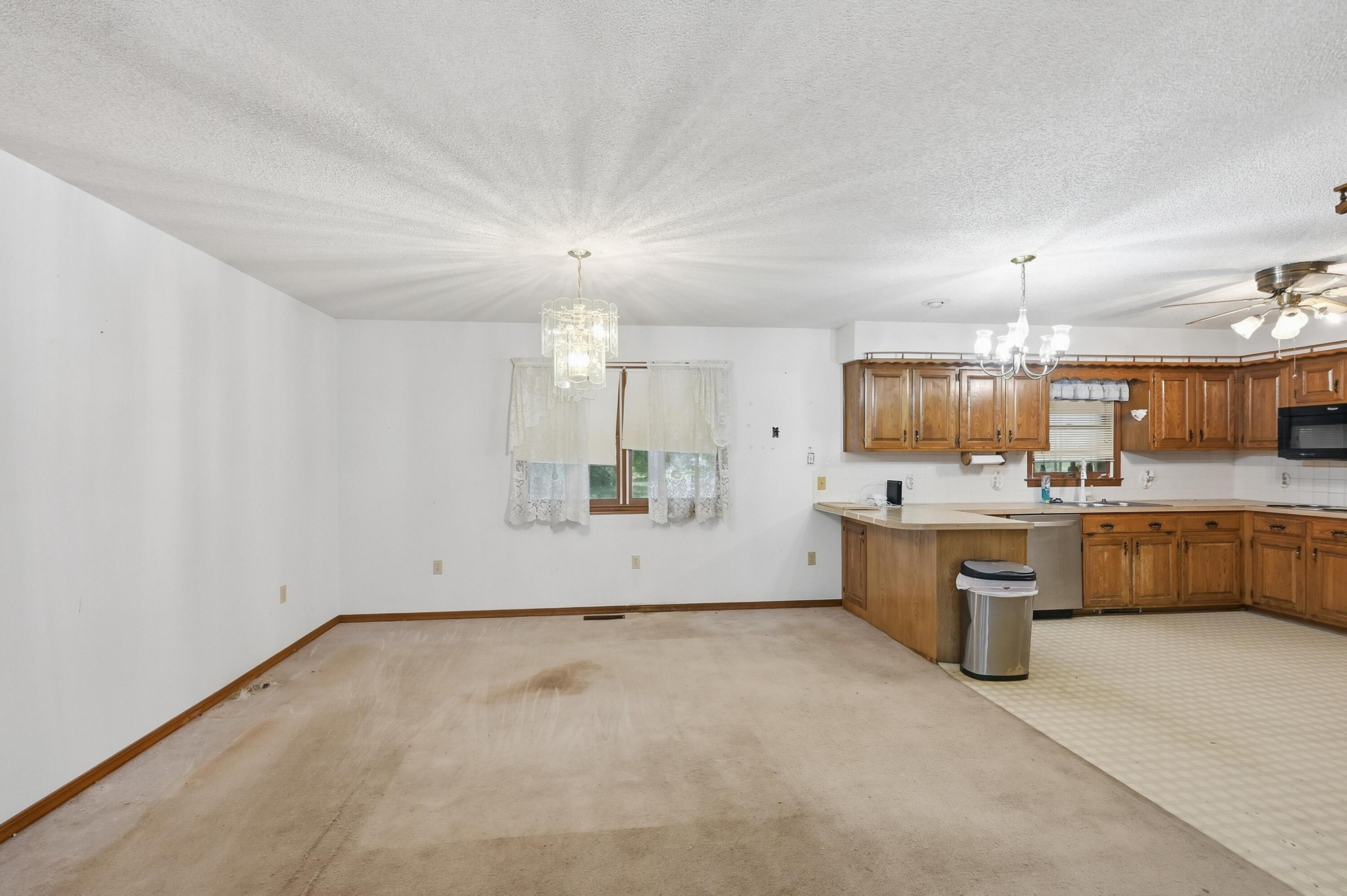 1200 Clinton Street Property Photo 8