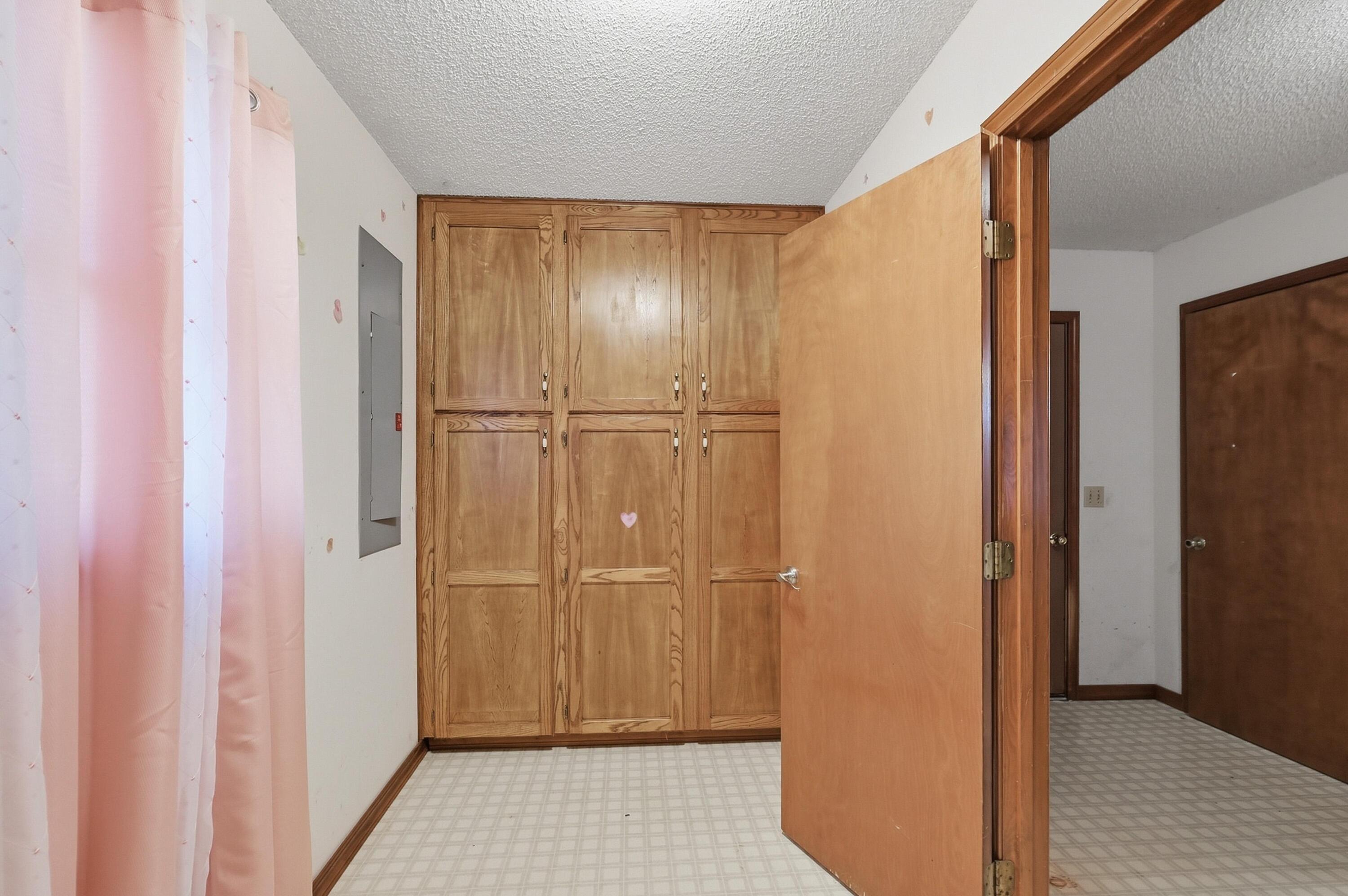 1200 Clinton Street Property Photo 16