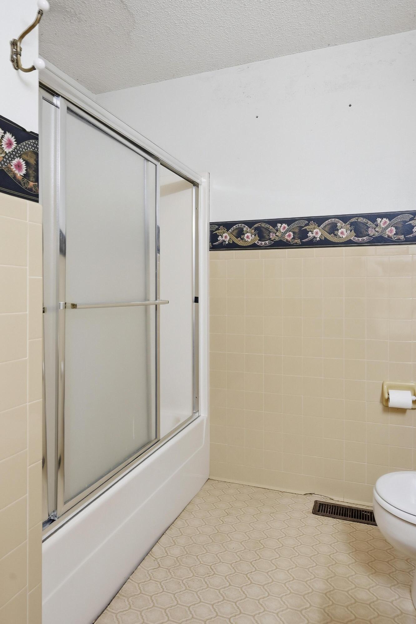 1200 Clinton Street Property Photo 18