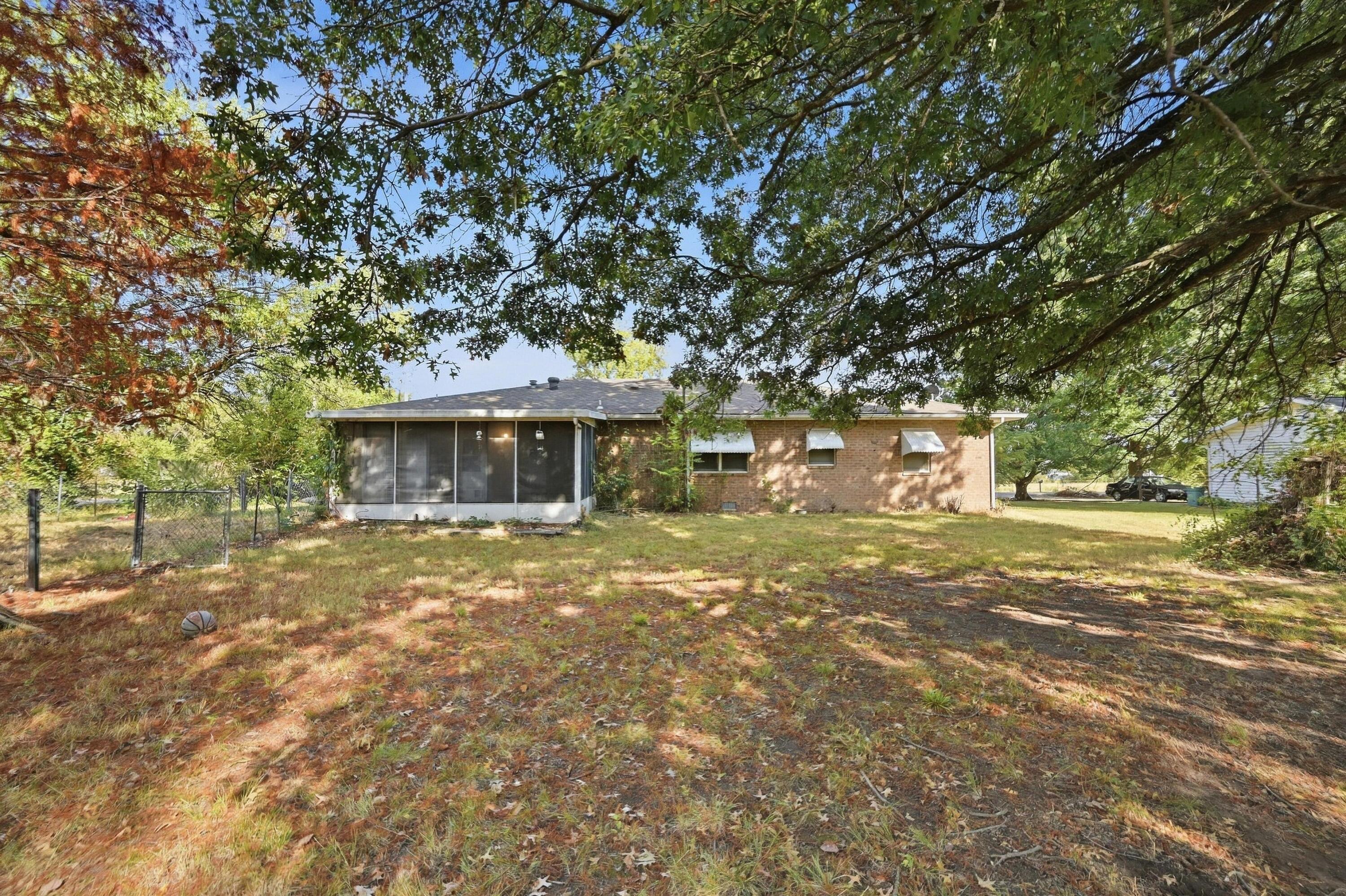 1200 Clinton Street Property Photo 27