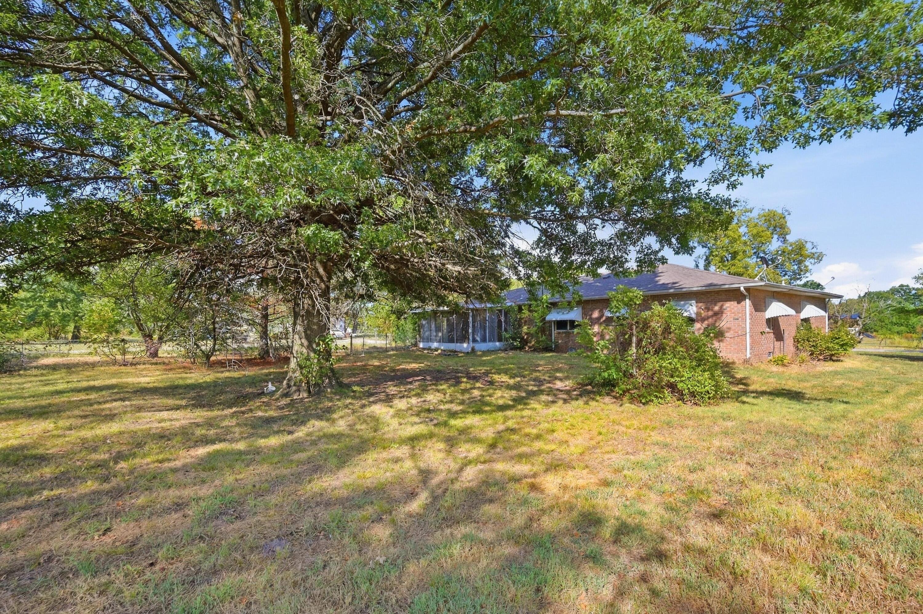 1200 Clinton Street Property Photo 30