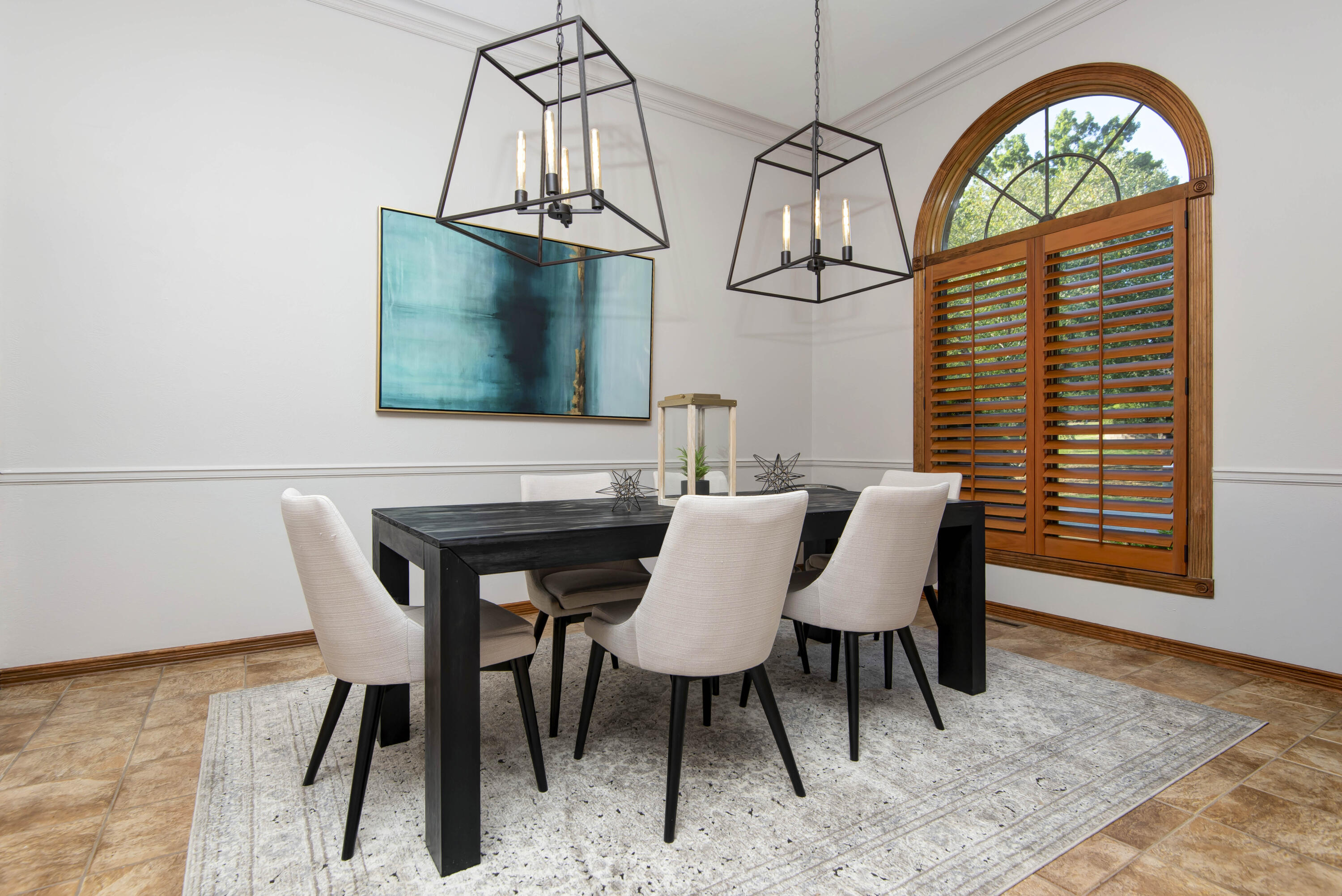 4946 South Bellhurst Avenue Property Photo 6