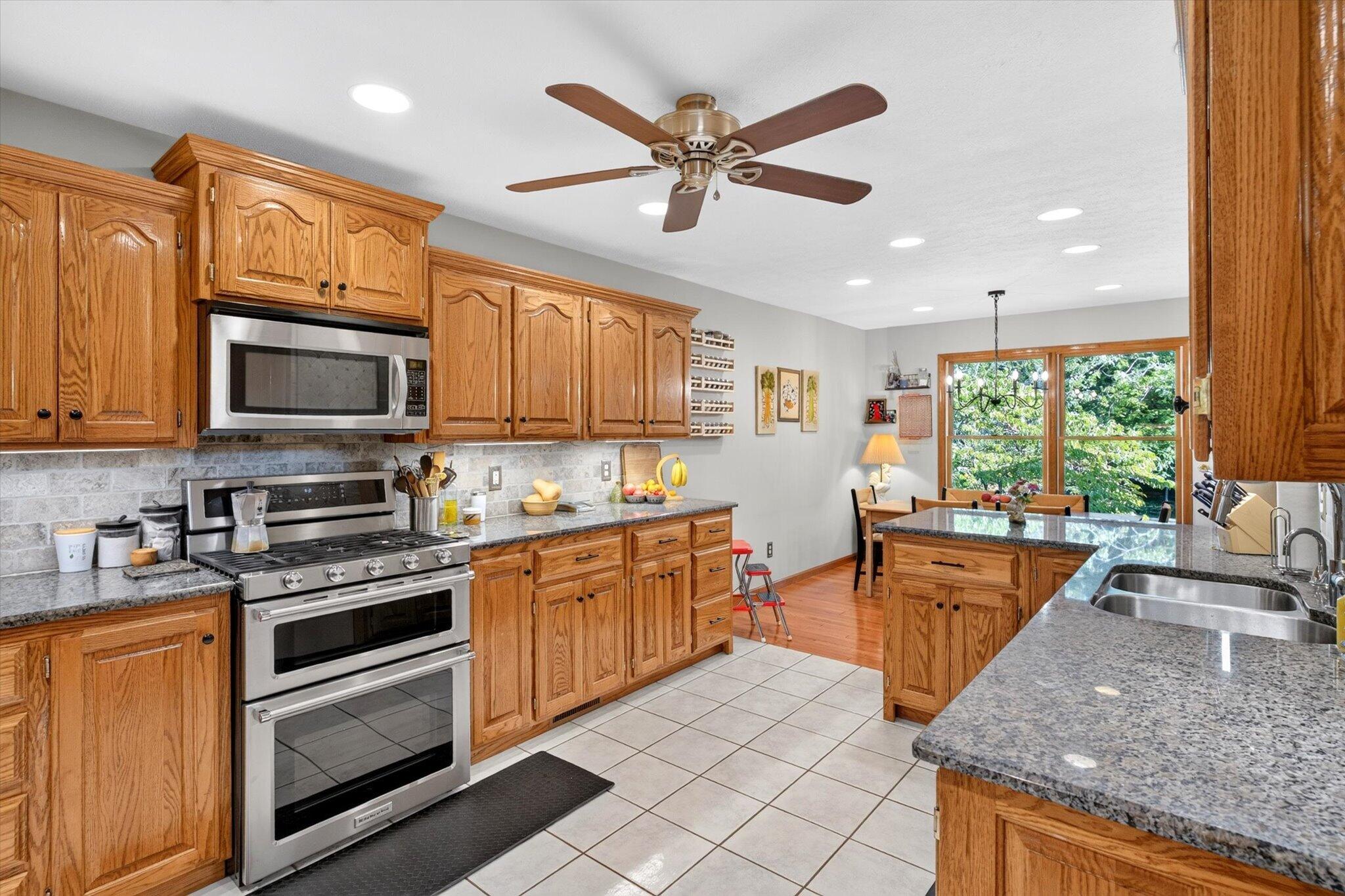 1611 Lakewood Drive Property Photo 16