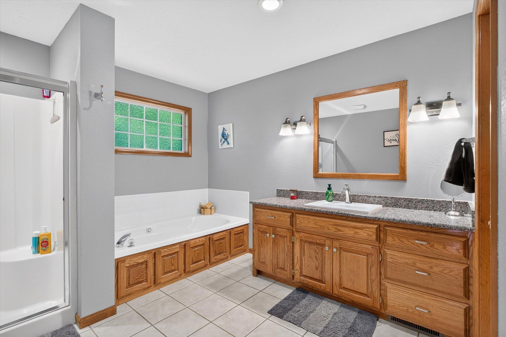 1611 Lakewood Drive Property Photo 26