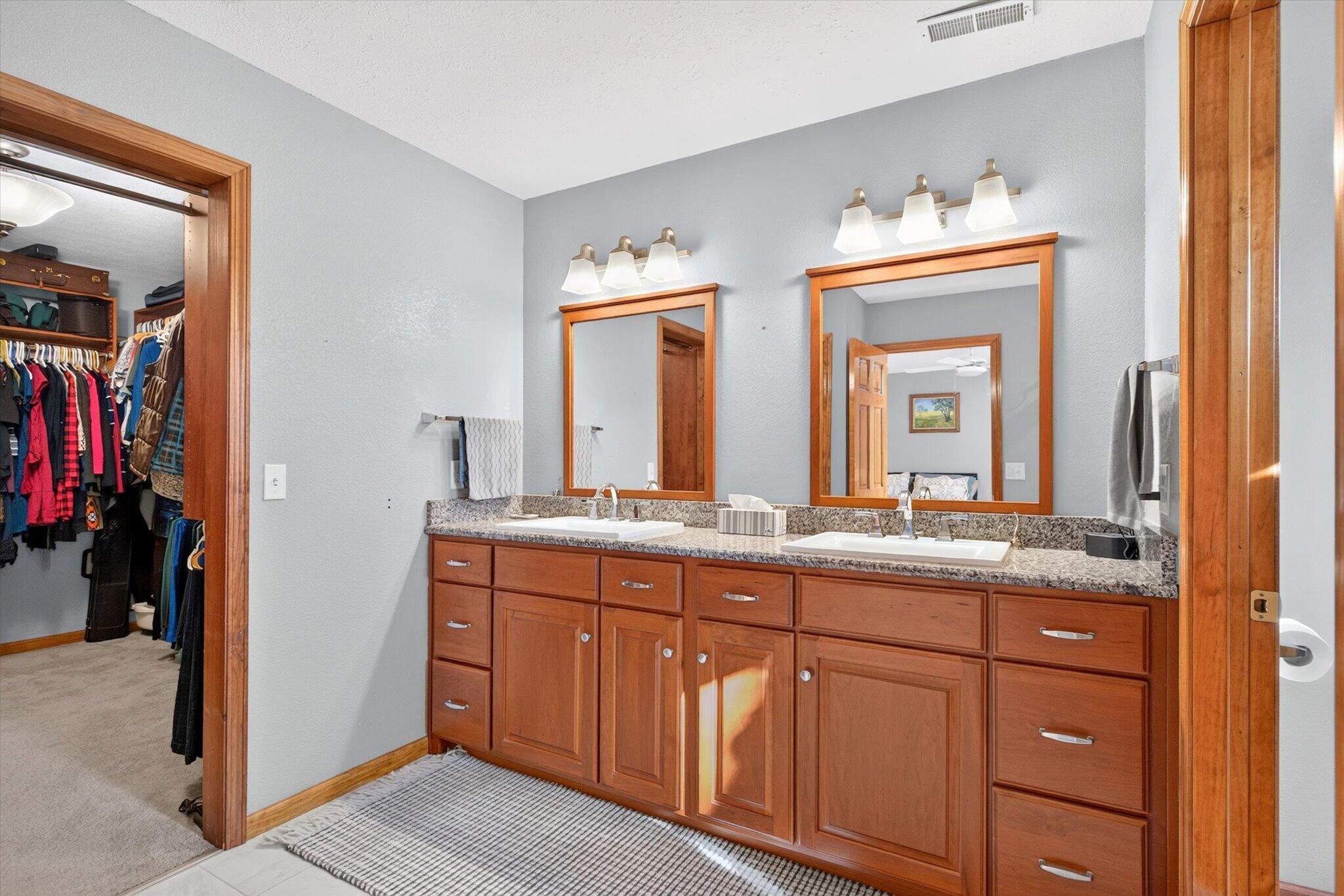 1611 Lakewood Drive Property Photo 37