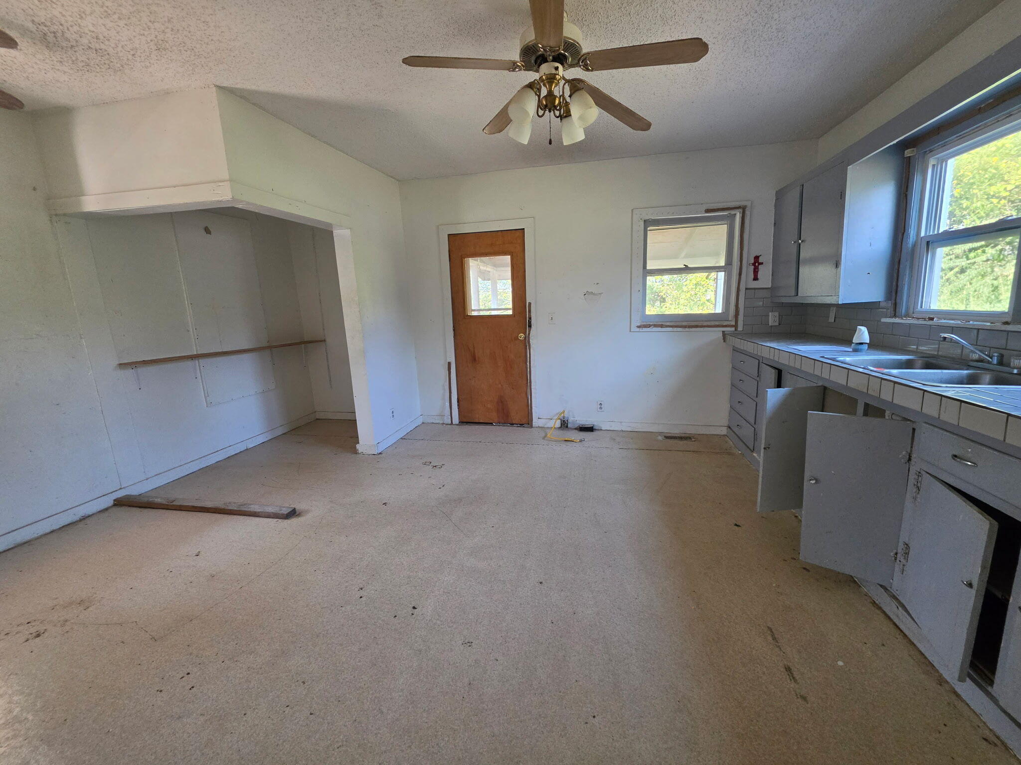 406 North Garfield Street Property Photo 10
