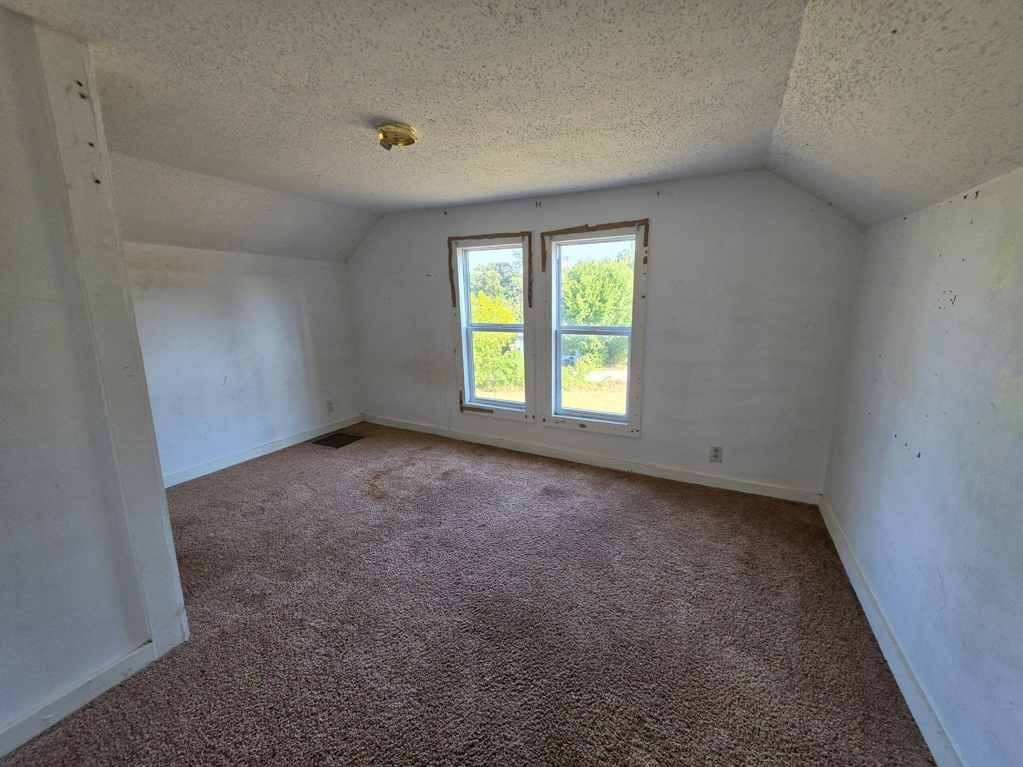 406 North Garfield Street Property Photo 16