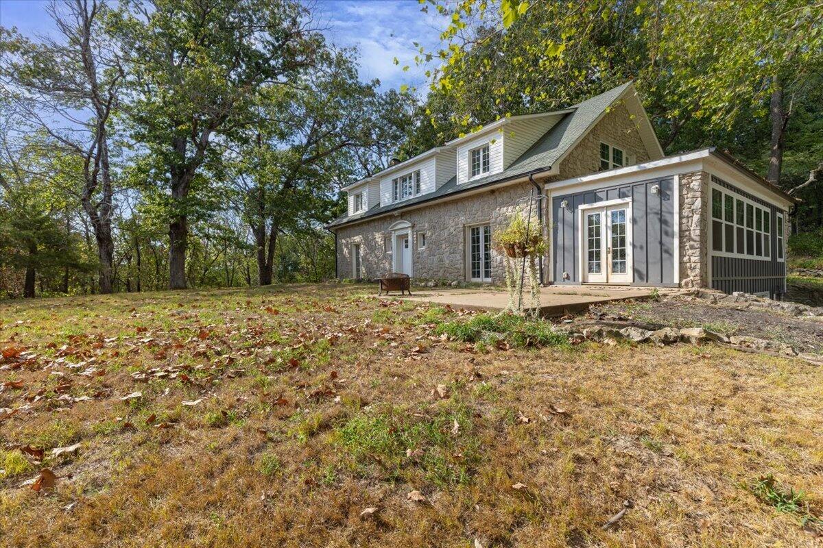 11713 Lime Kiln Drive Property Photo 2