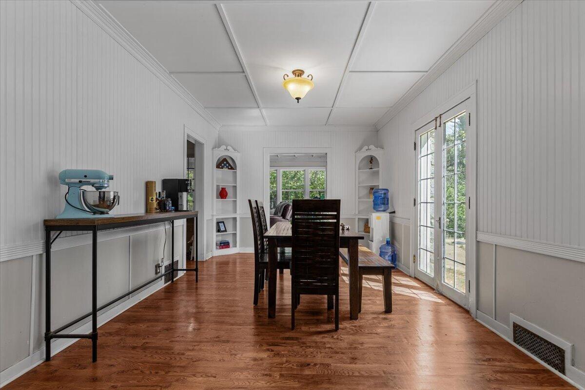11713 Lime Kiln Drive Property Photo 8