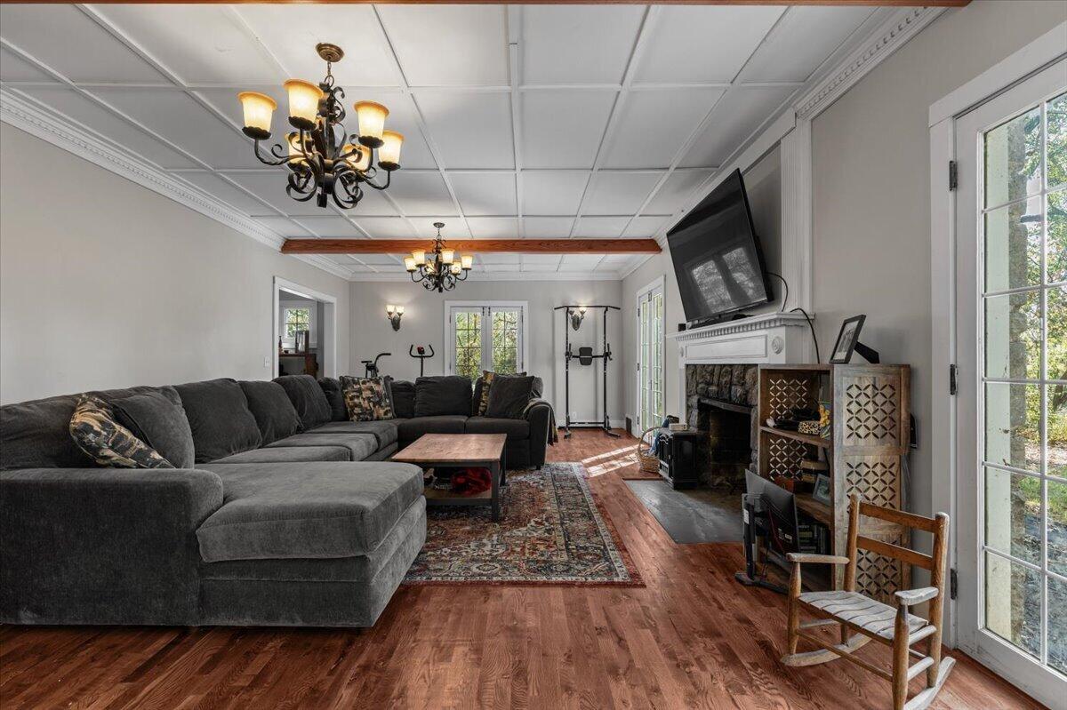 11713 Lime Kiln Drive Property Photo 10