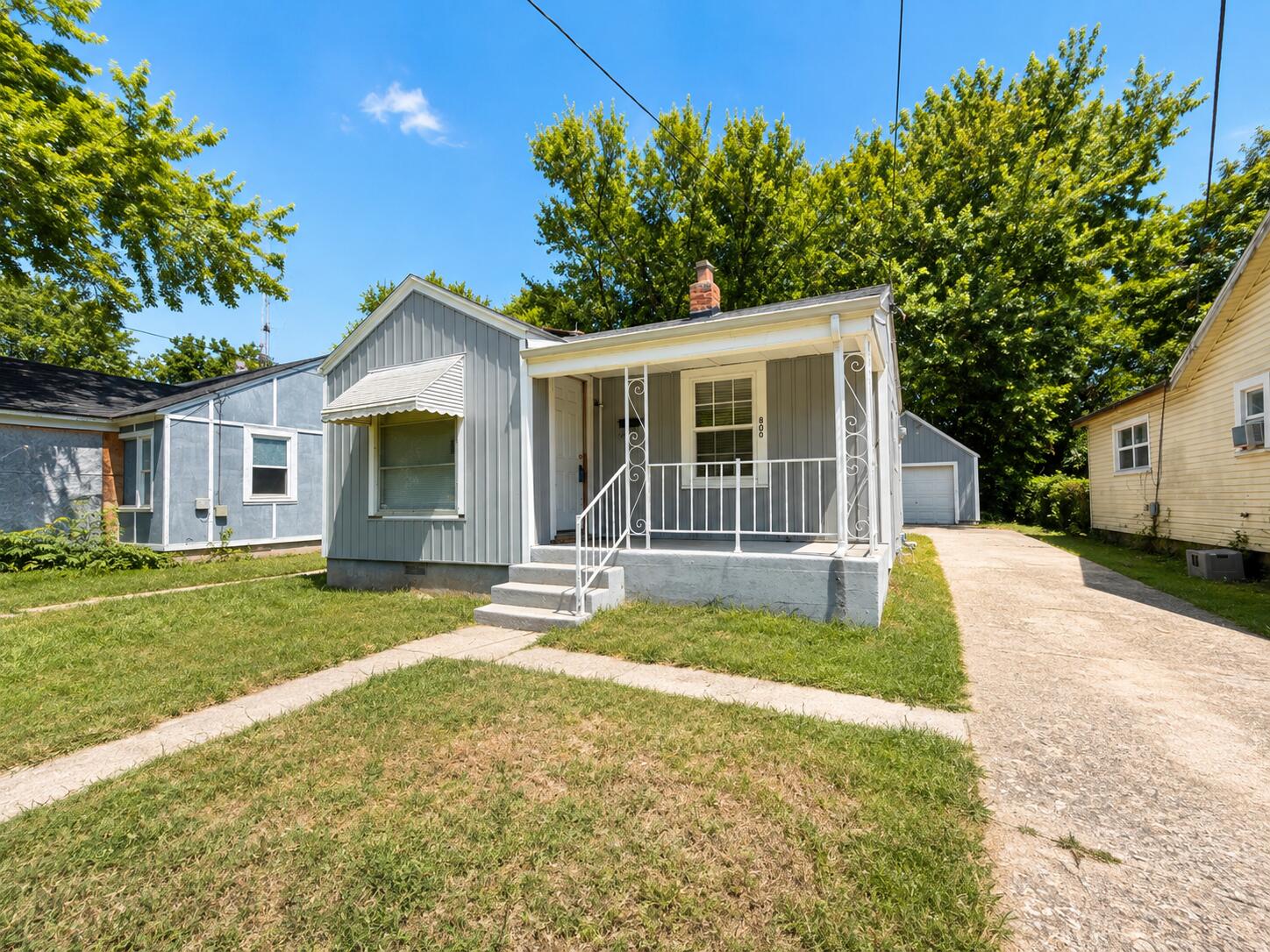 800 North Marion Avenue Property Photo 2