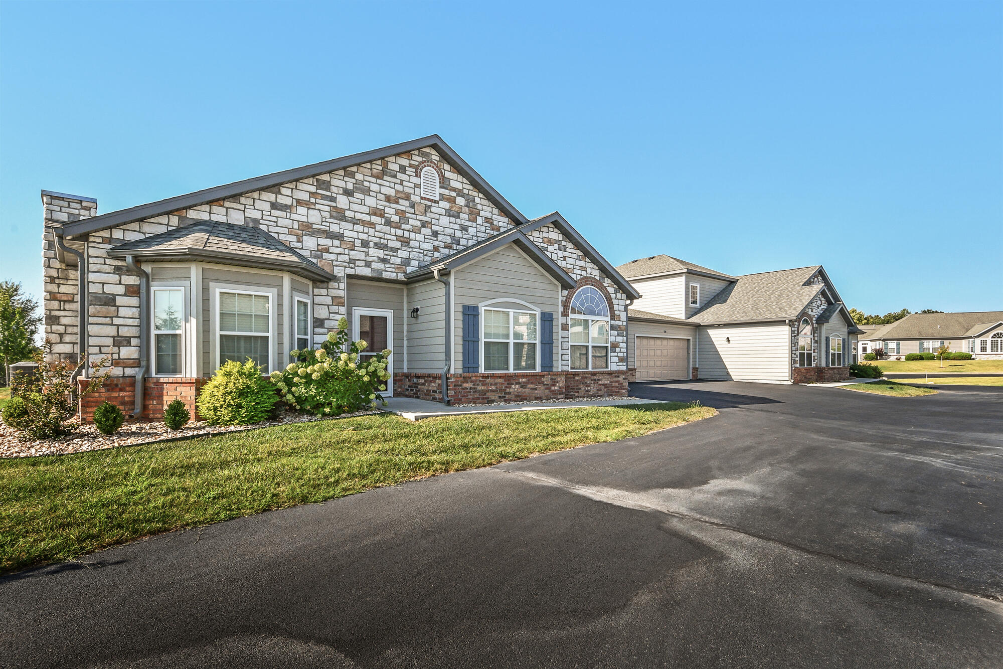 117 Rue De Villas Circle Property Photo 3