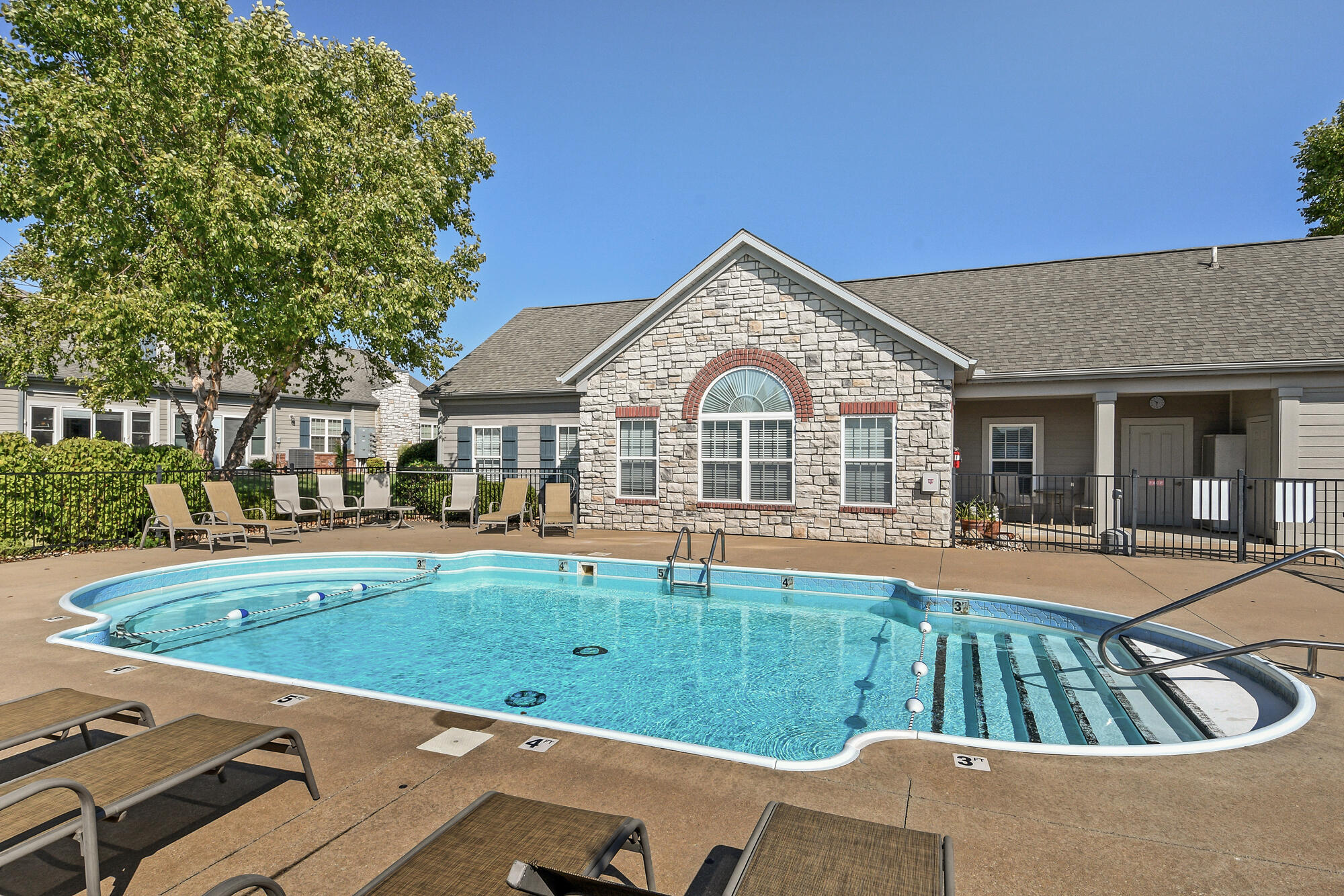 117 Rue De Villas Circle Property Photo 48