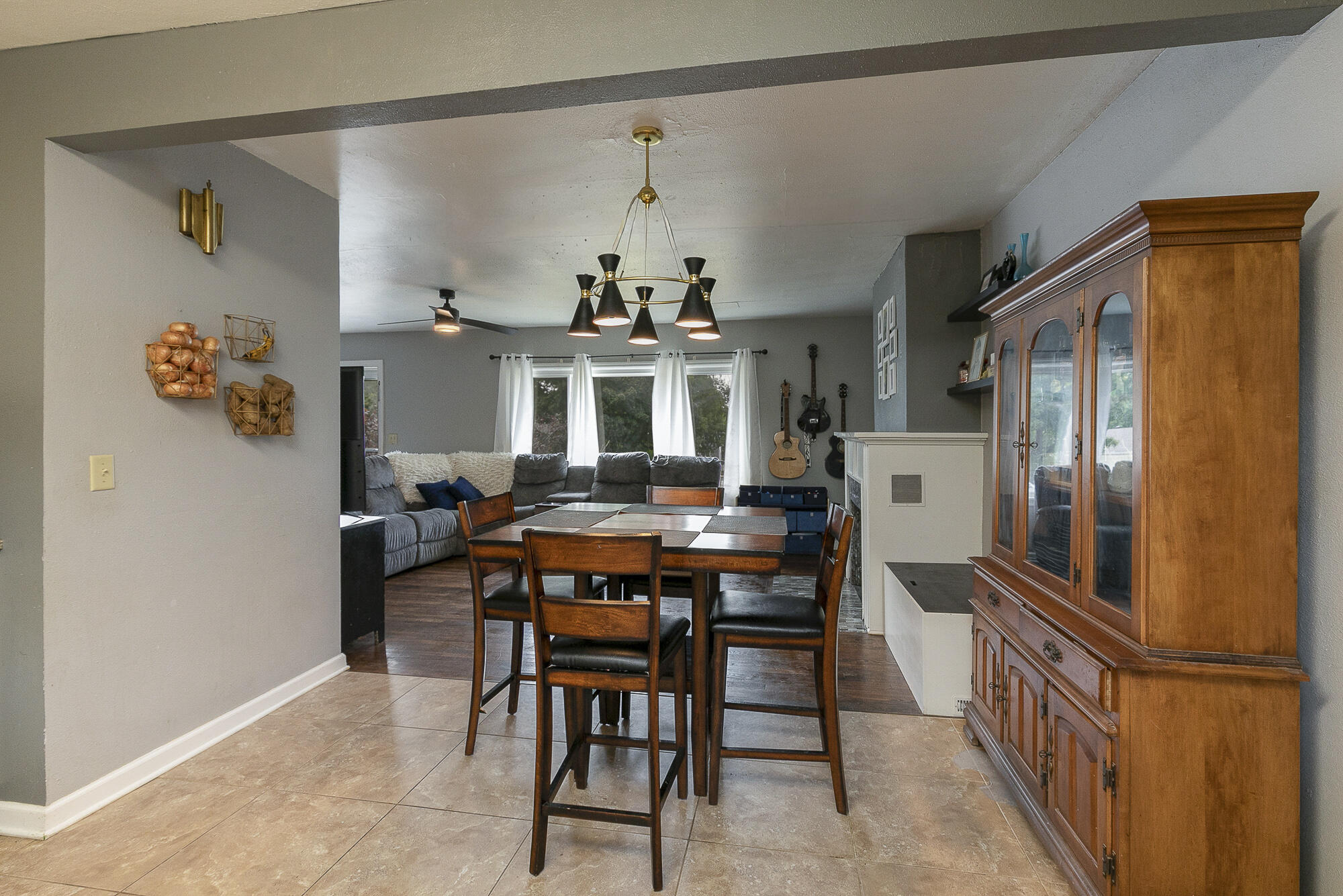 1810 South Thelma Avenue Property Photo 8
