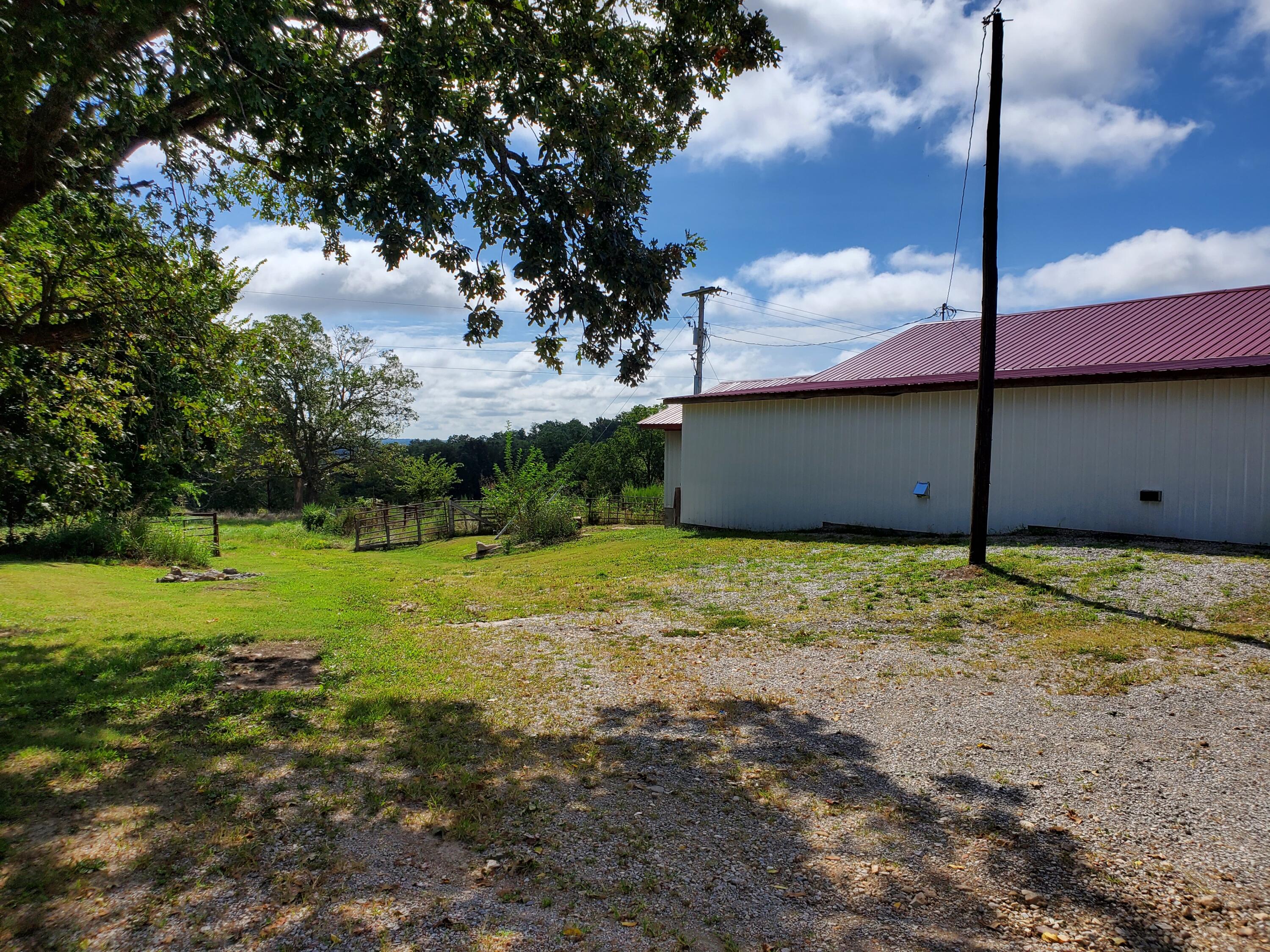 3177 St Highway T Property Photo 13