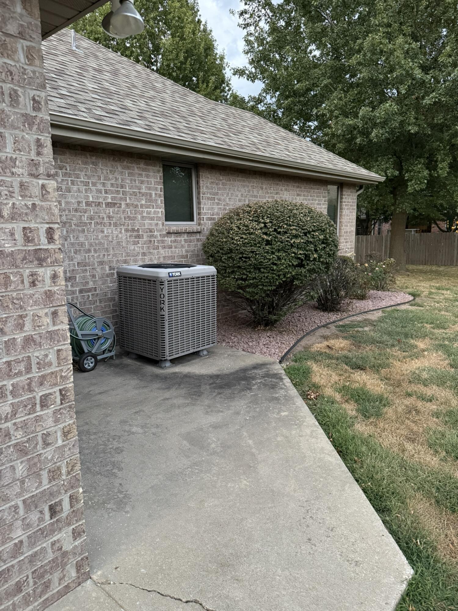 1360 South Meadow Lane Property Photo 4