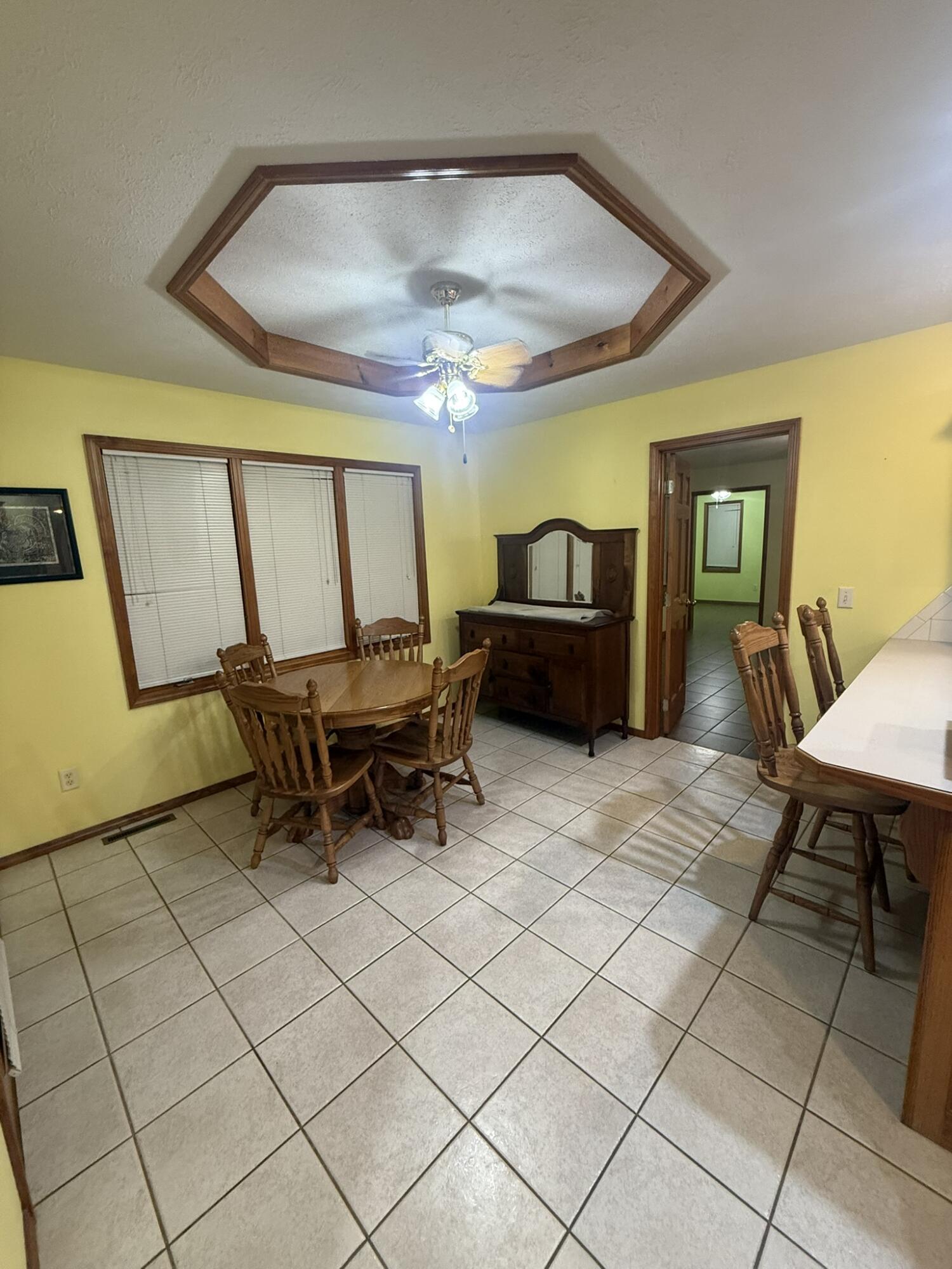 1360 South Meadow Lane Property Photo 23
