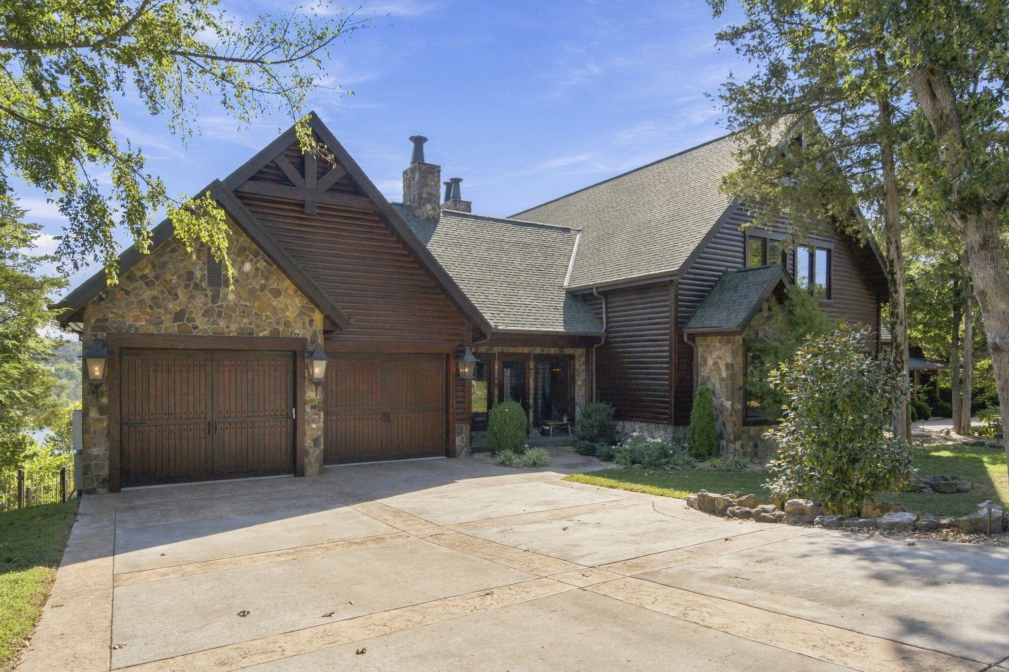 26144 Sugarfoot Lane Property Photo 9
