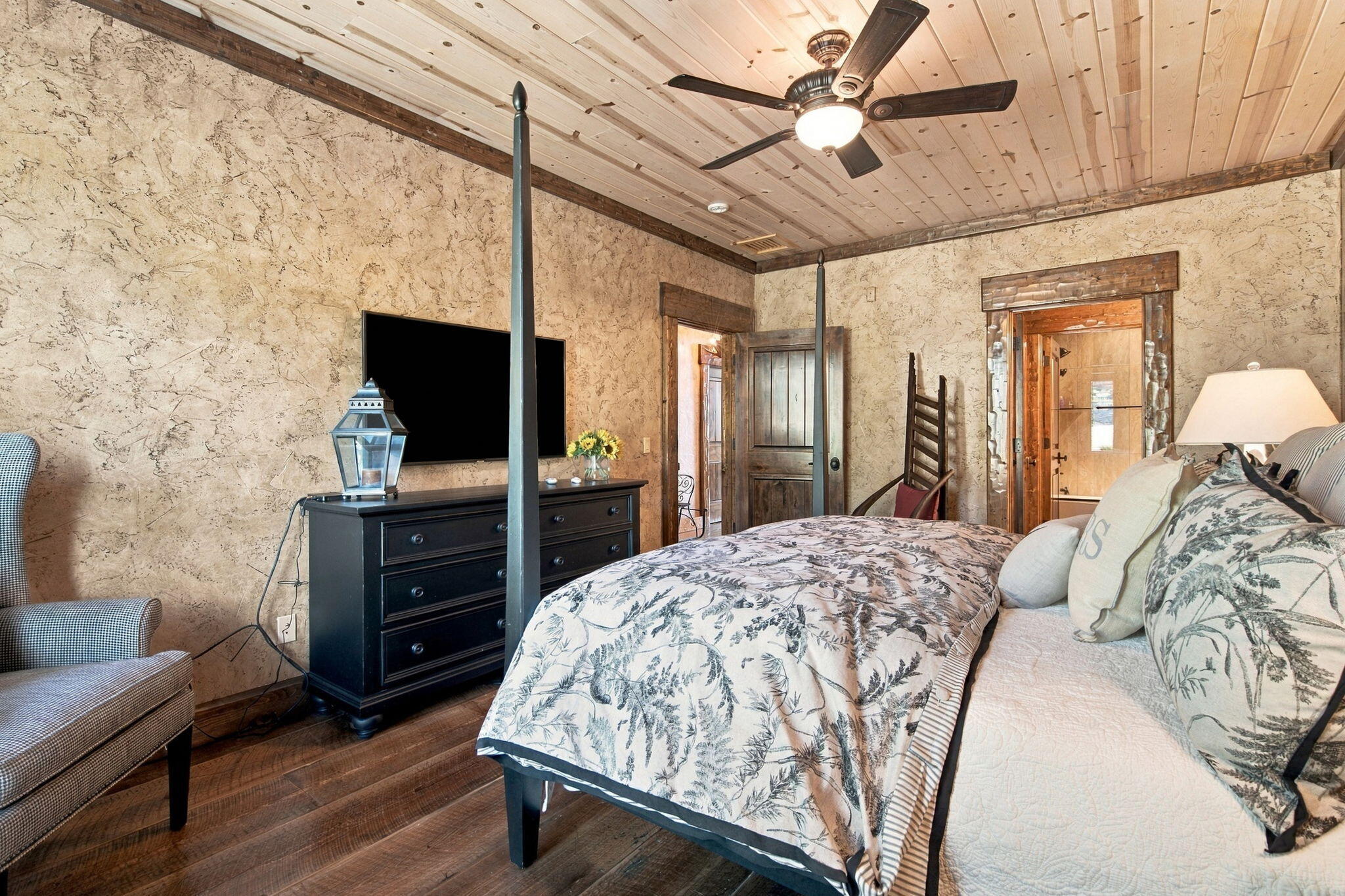 26144 Sugarfoot Lane Property Photo 44