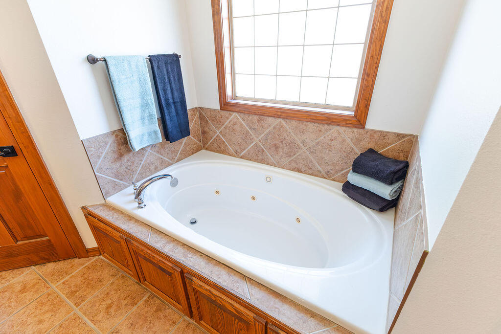 3779 North Ashbury Drive Property Photo 24