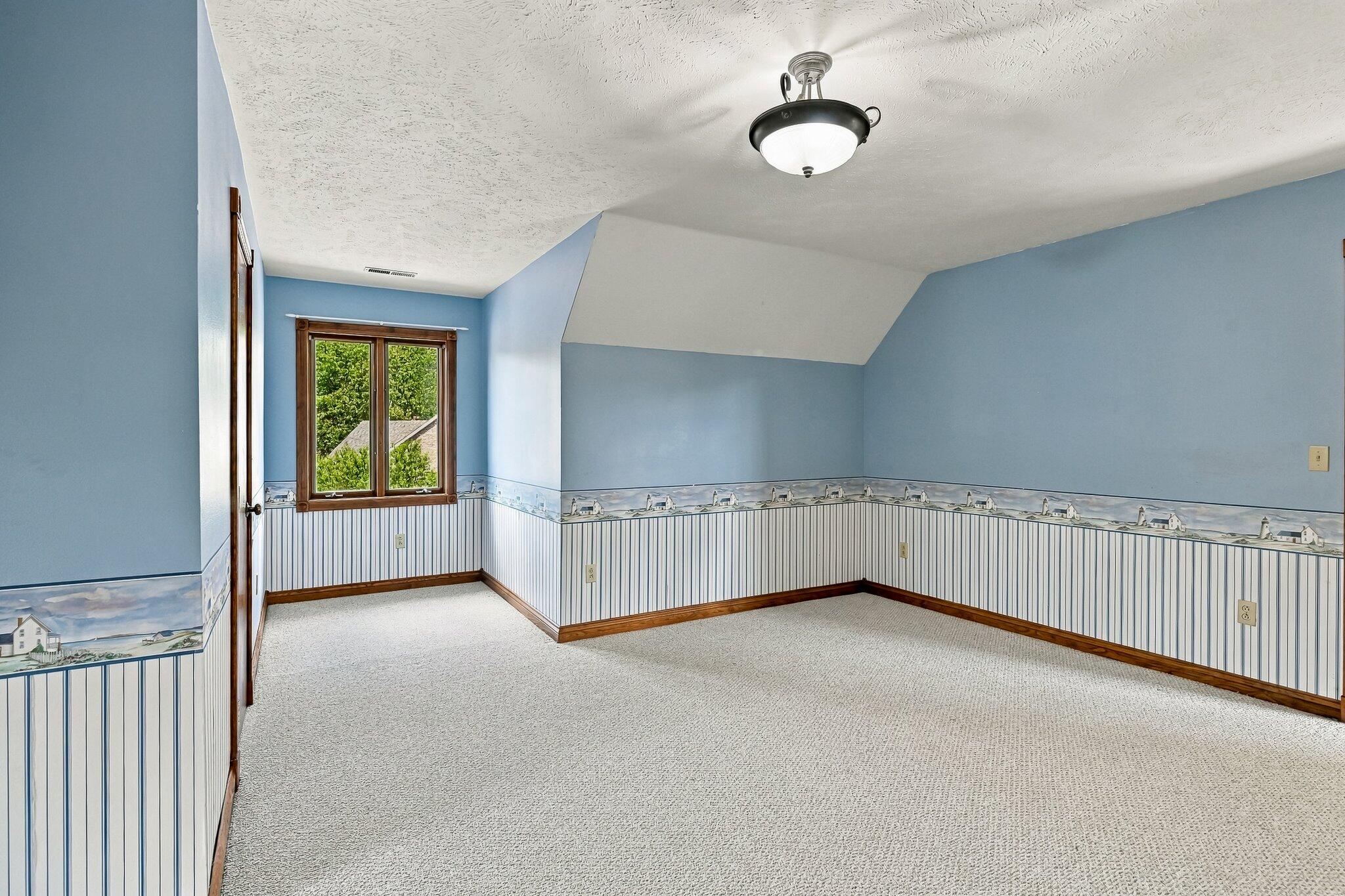 624 South Wood Haven Road Property Photo 35