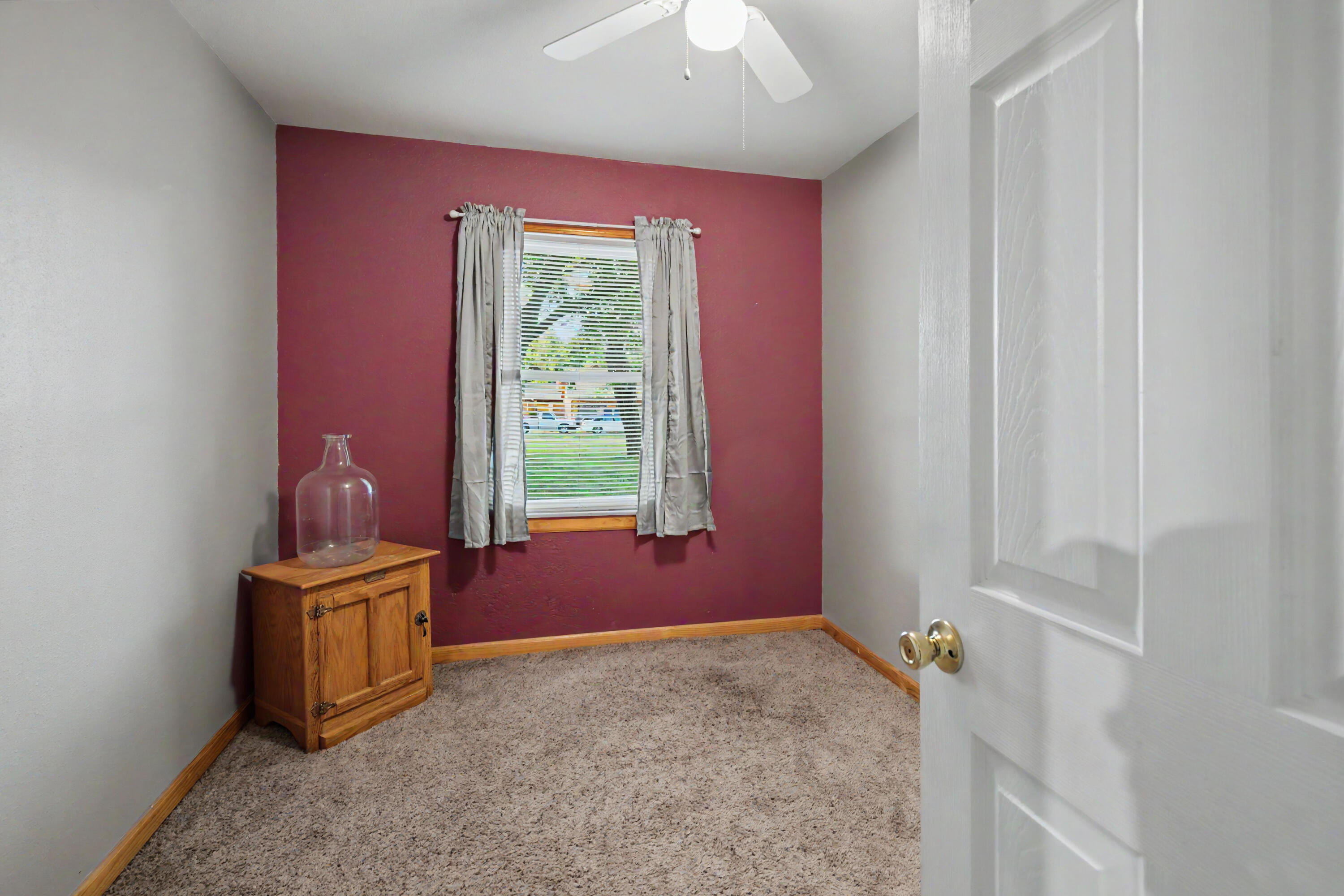 1001 East Airport Road Property Photo 20